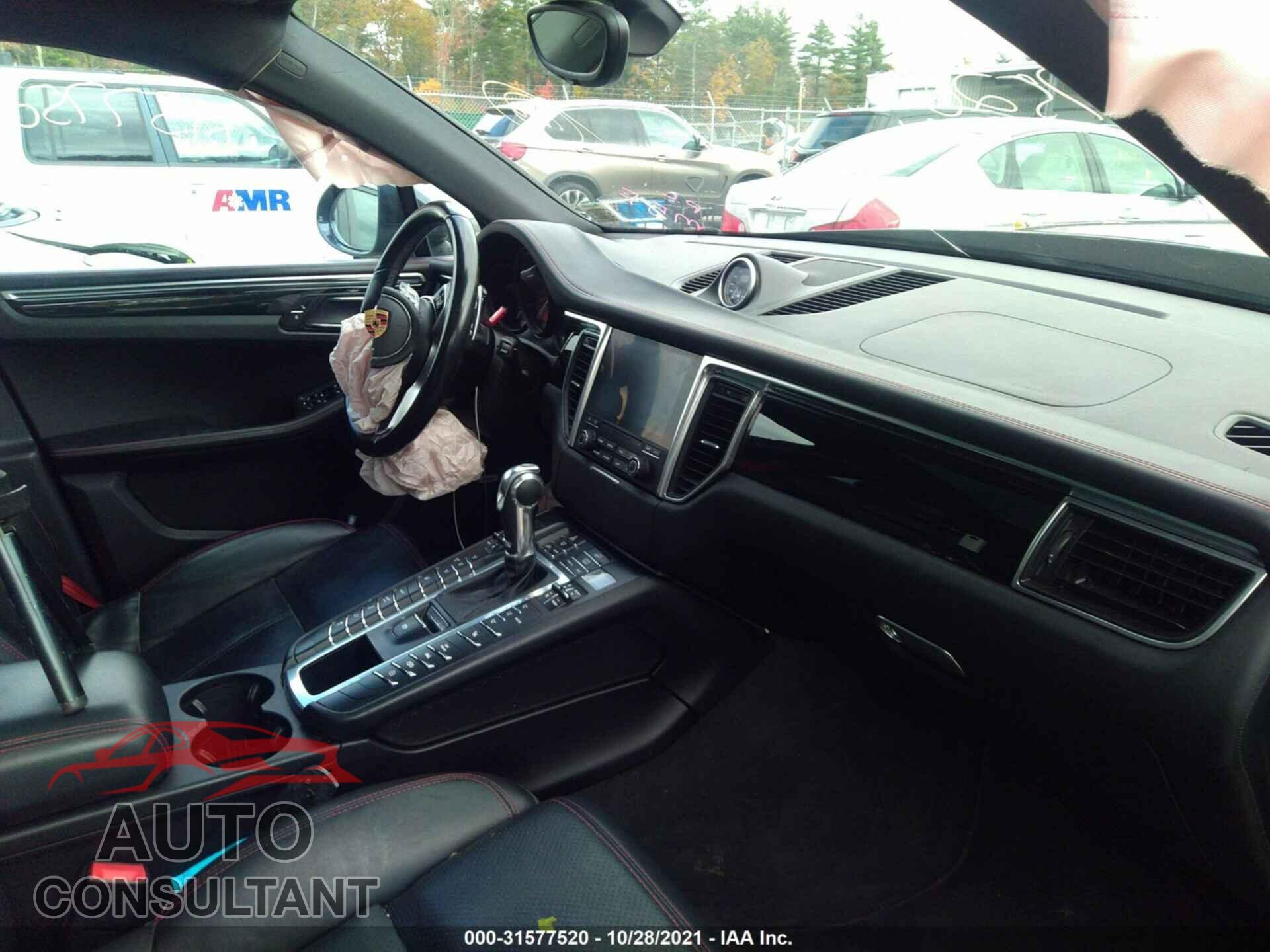 PORSCHE MACAN 2017 - WP1AG2A59HLB51613