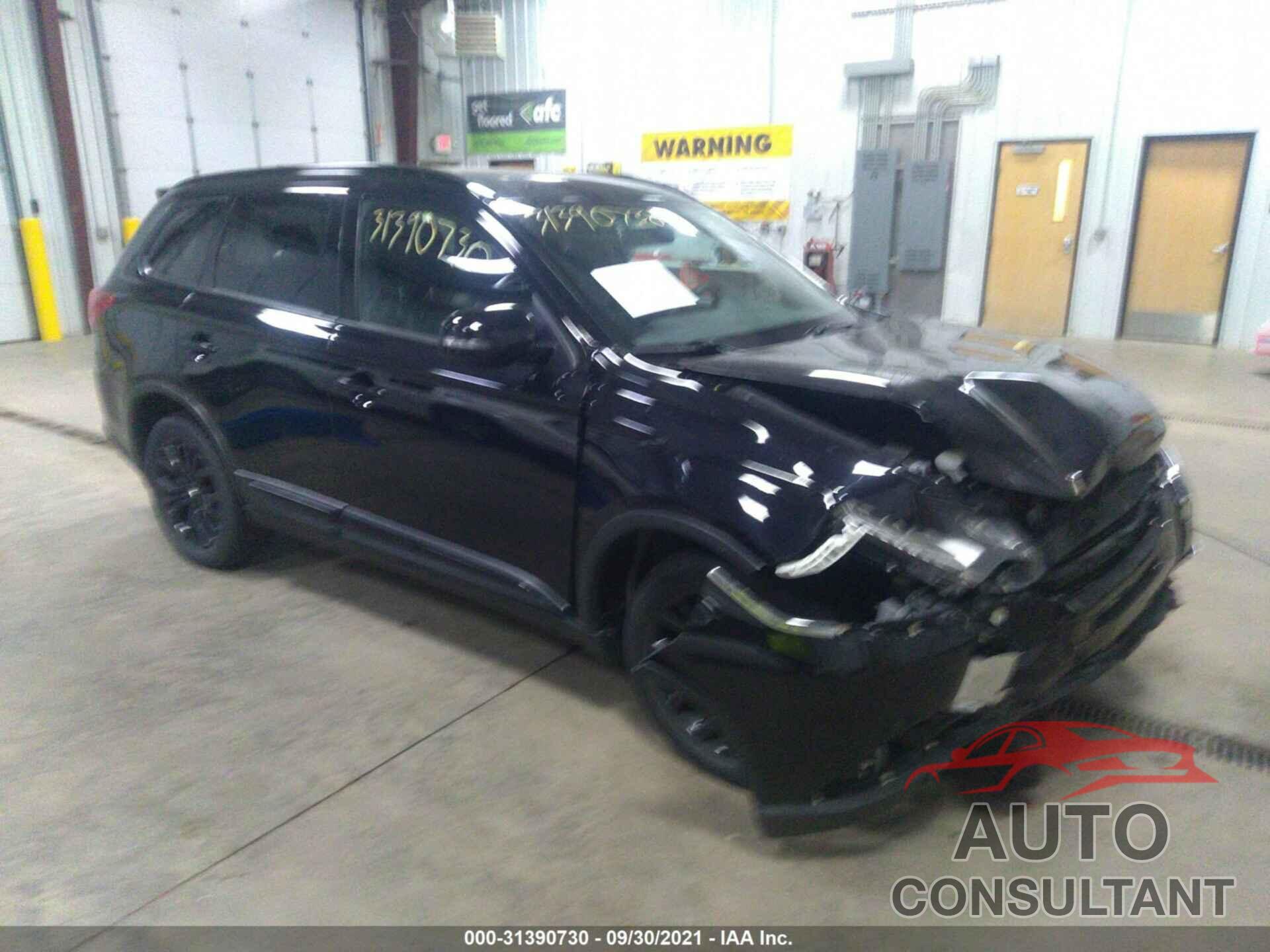 MITSUBISHI OUTLANDER 2018 - JA4AZ3A33JZ024336