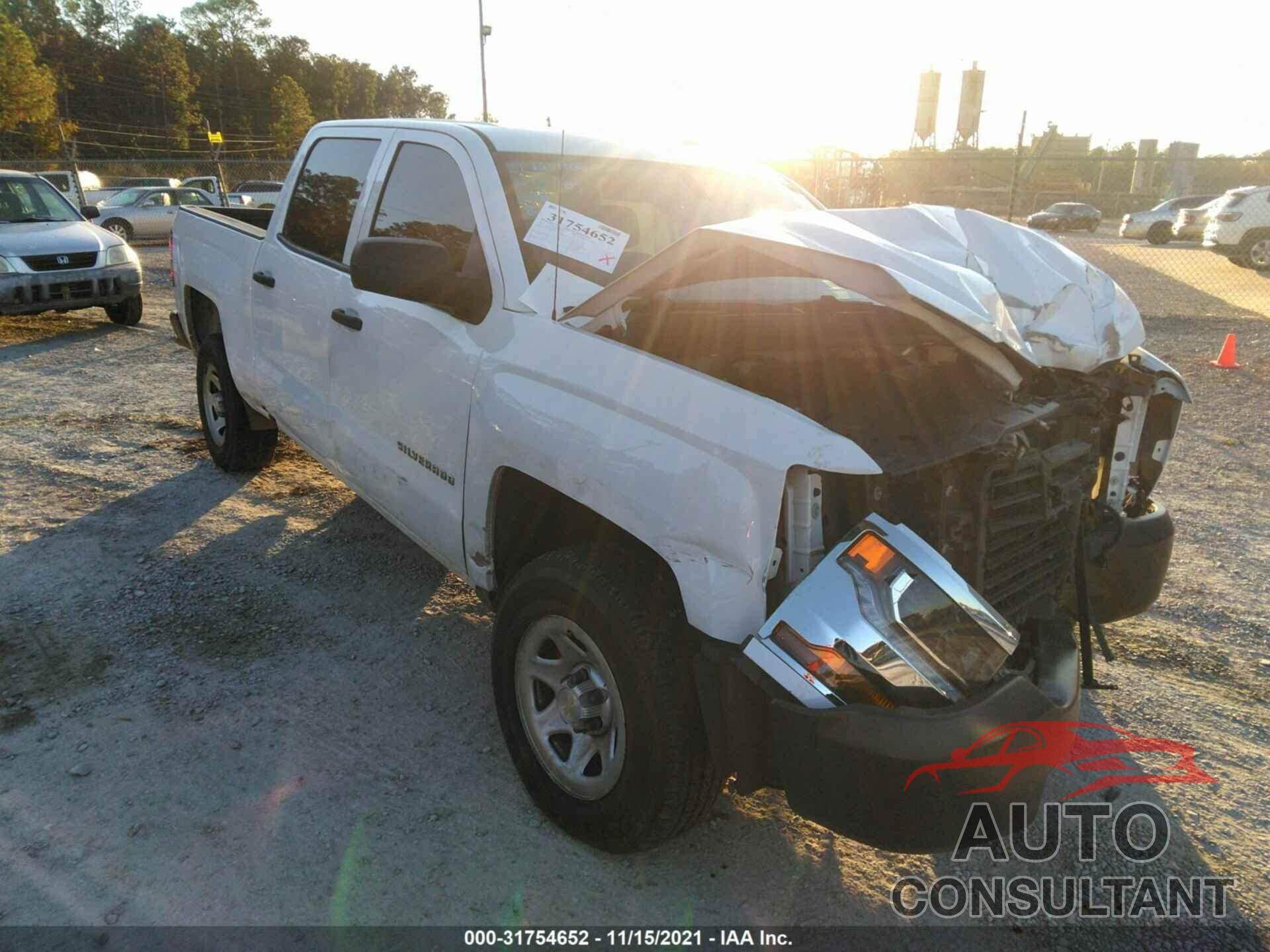 CHEVROLET SILVERADO 1500 2018 - 3GCPCNEC8JG289583