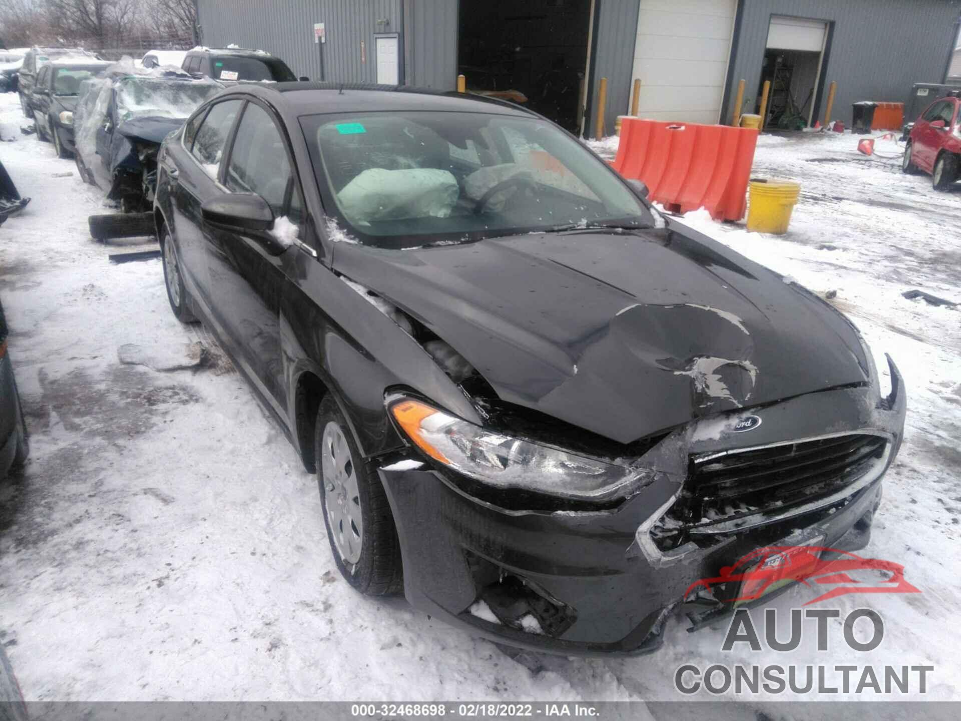 FORD FUSION 2020 - 3FA6P0G74LR163527