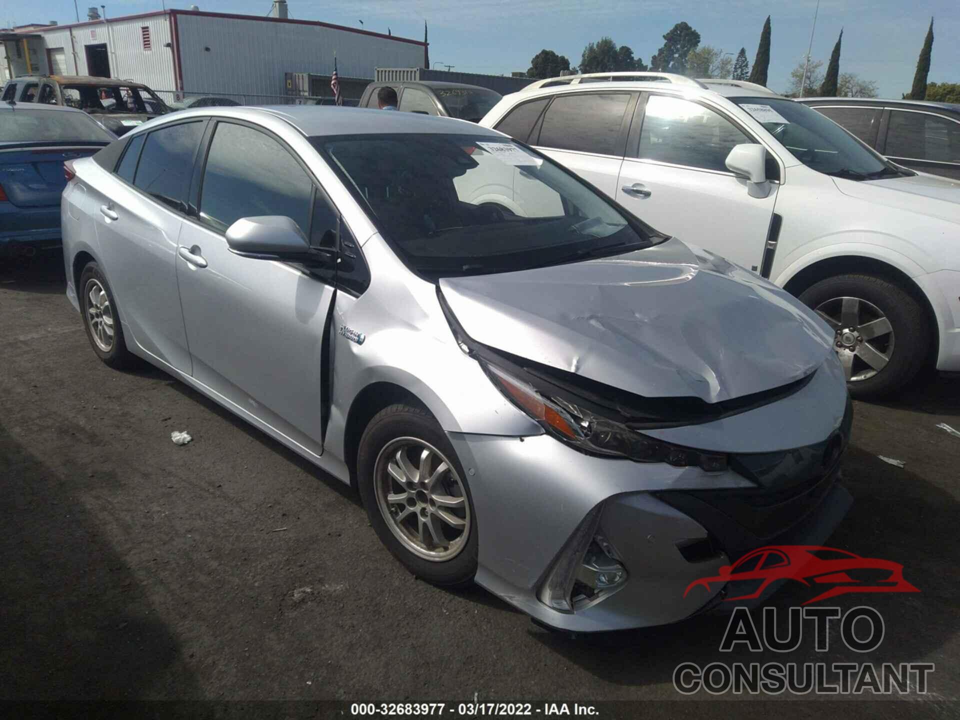 TOYOTA PRIUS PRIME 2017 - JTDKARFP6H3051348