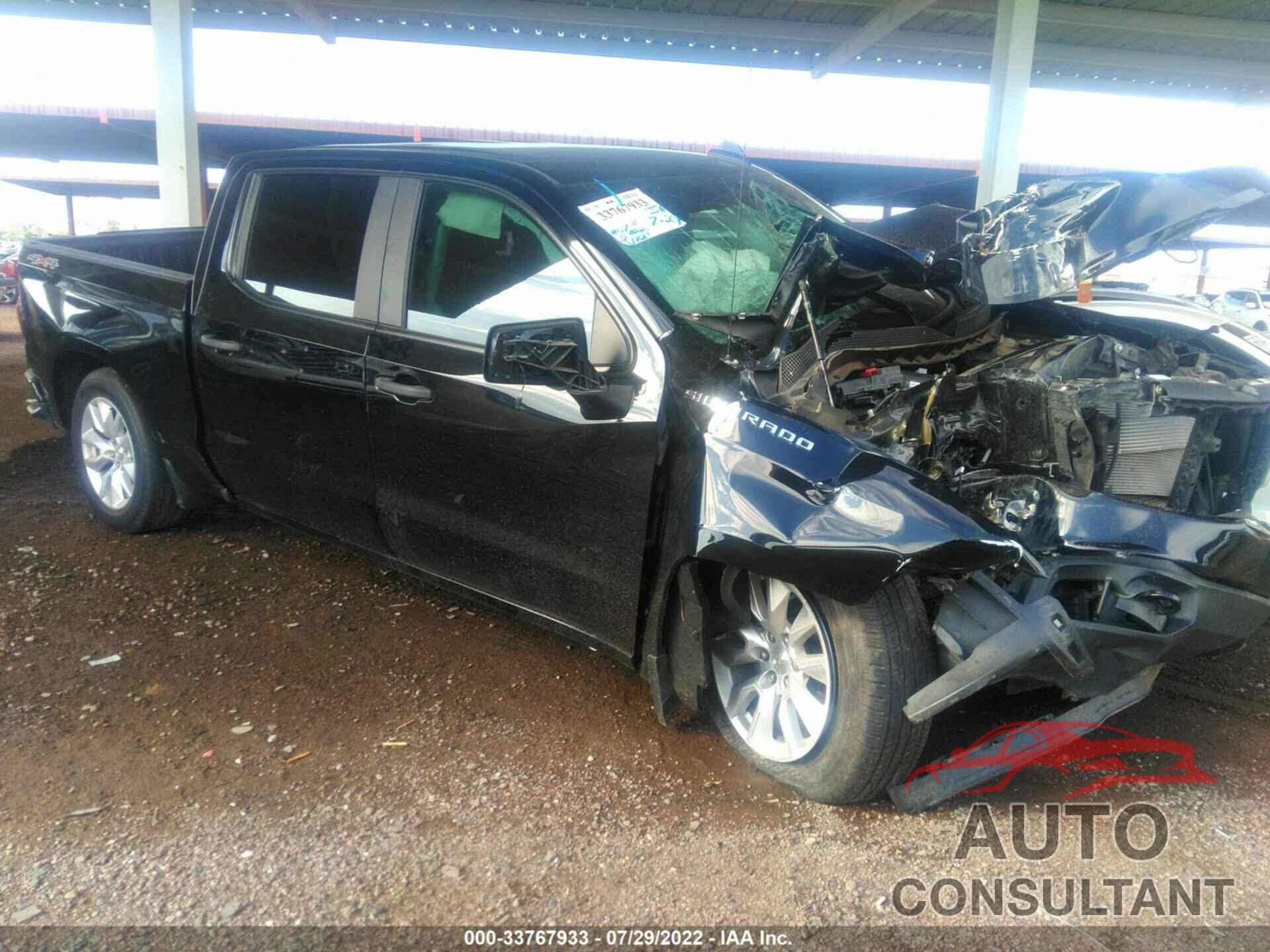 CHEVROLET SILVERADO 1500 2020 - 1GCUYBEF8LZ241761
