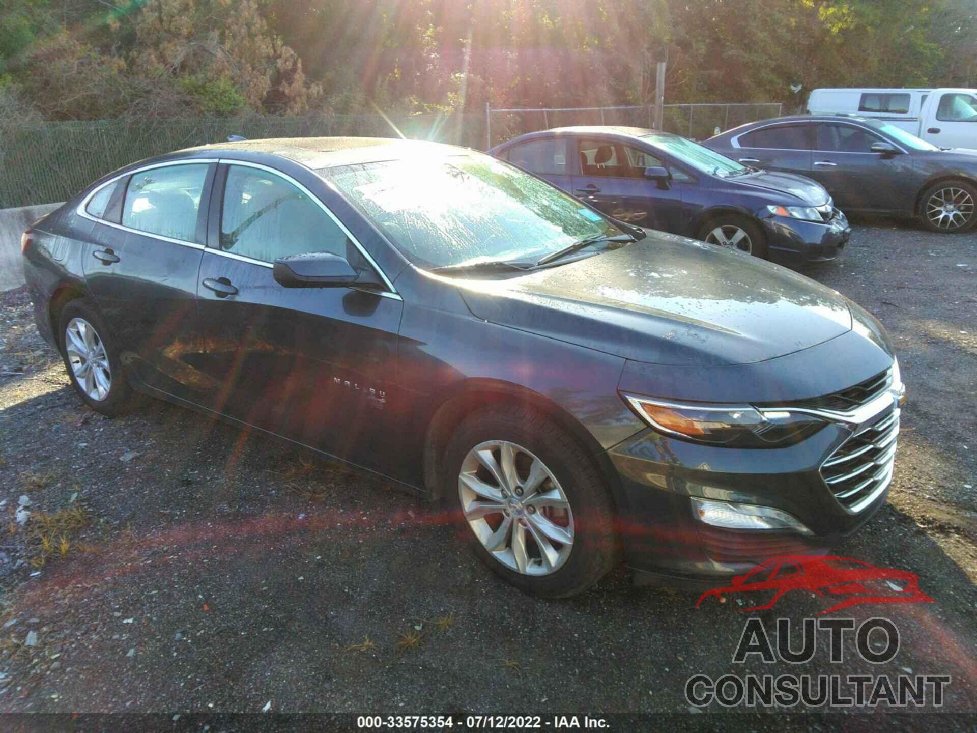 CHEVROLET MALIBU 2020 - 1G1ZD5ST8LF010978