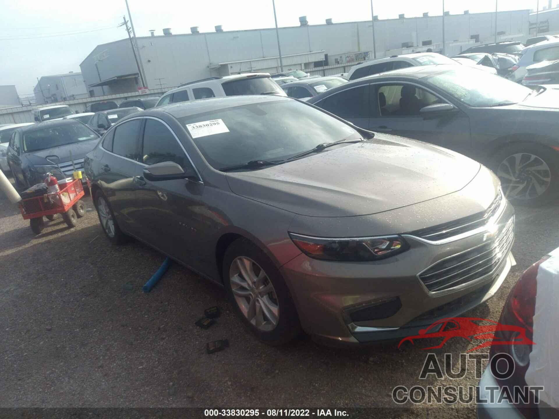 CHEVROLET MALIBU 2018 - 1G1ZD5ST0JF124471