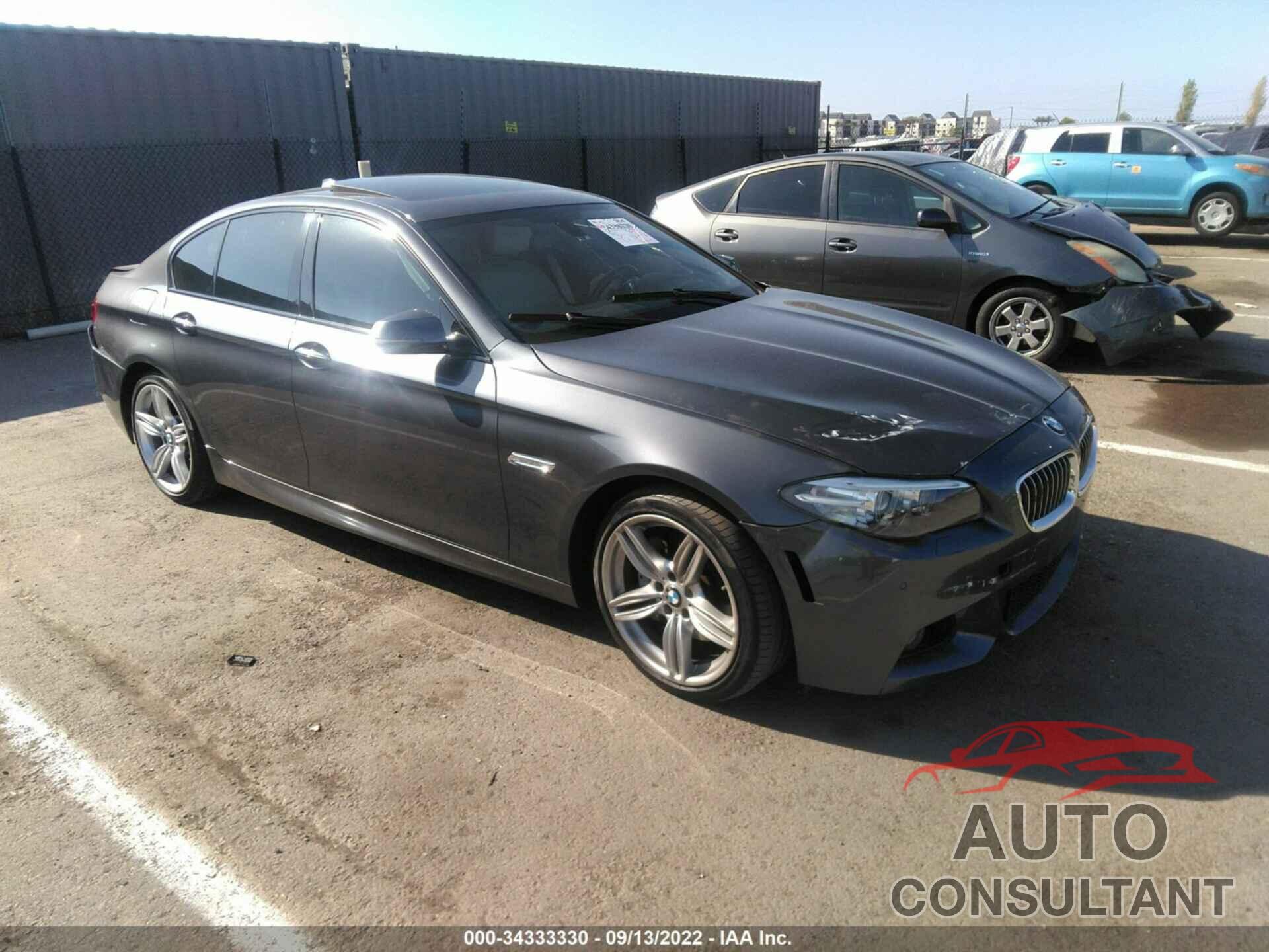 BMW 5 SERIES 2016 - WBA5B1C5XGG553363