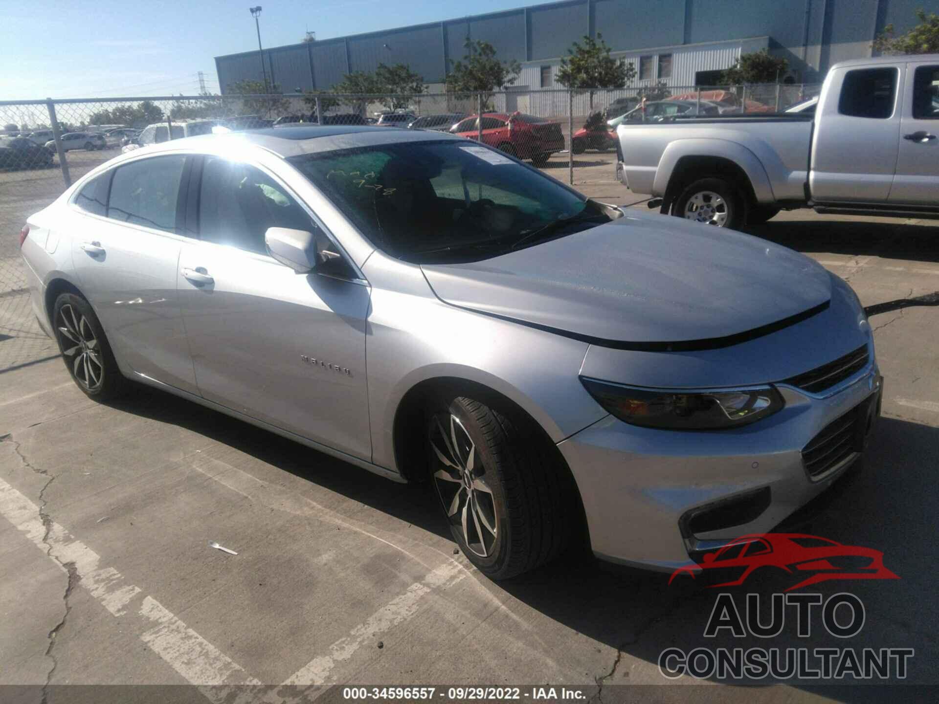 CHEVROLET MALIBU 2018 - 1G1ZD5ST2JF282388