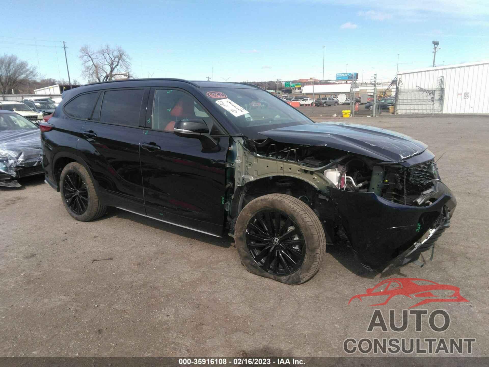 TOYOTA HIGHLANDER 2023 - 5TDKDRAH1PS000117