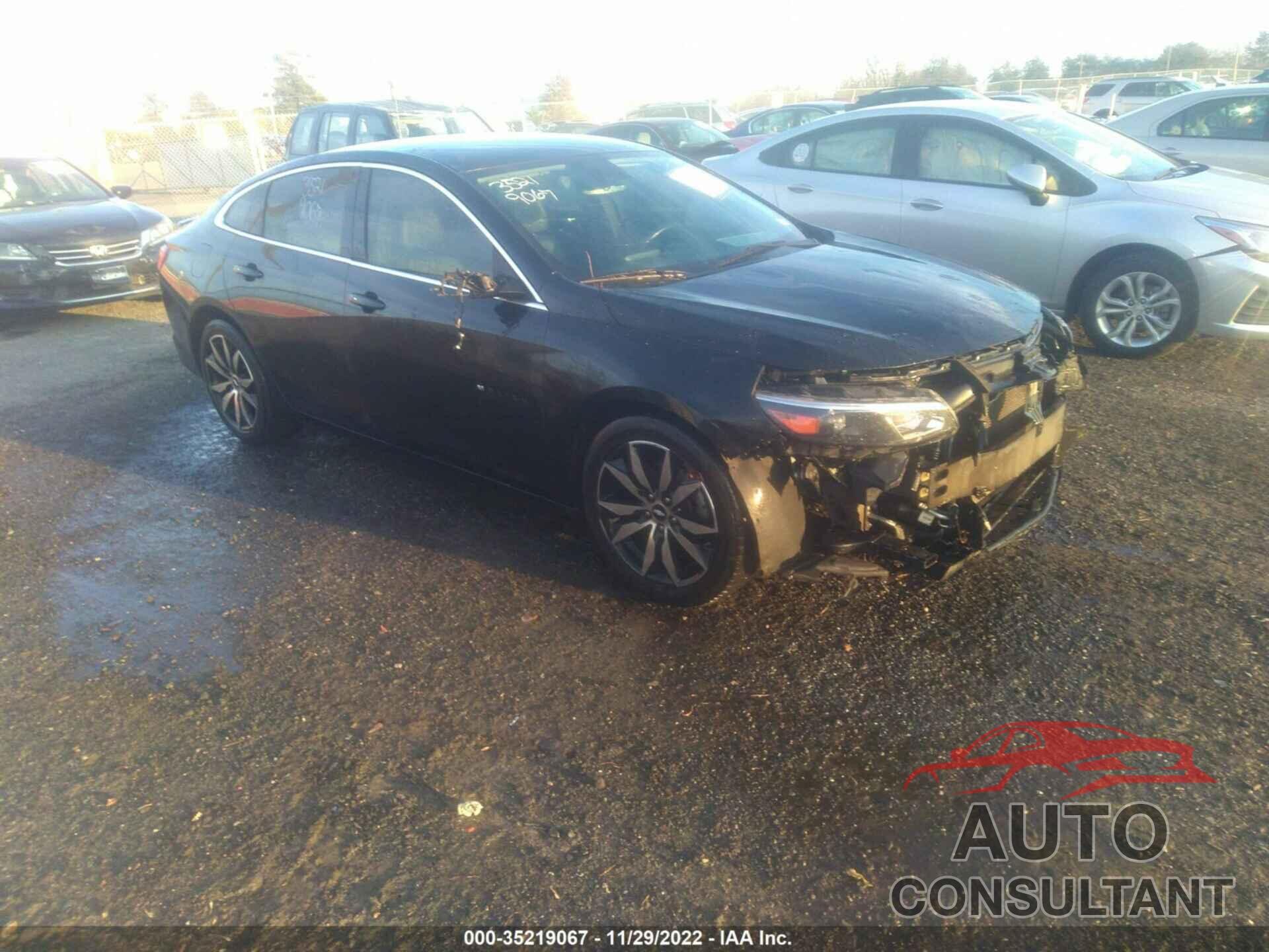 CHEVROLET MALIBU 2017 - 1G1ZE5ST0HF199937