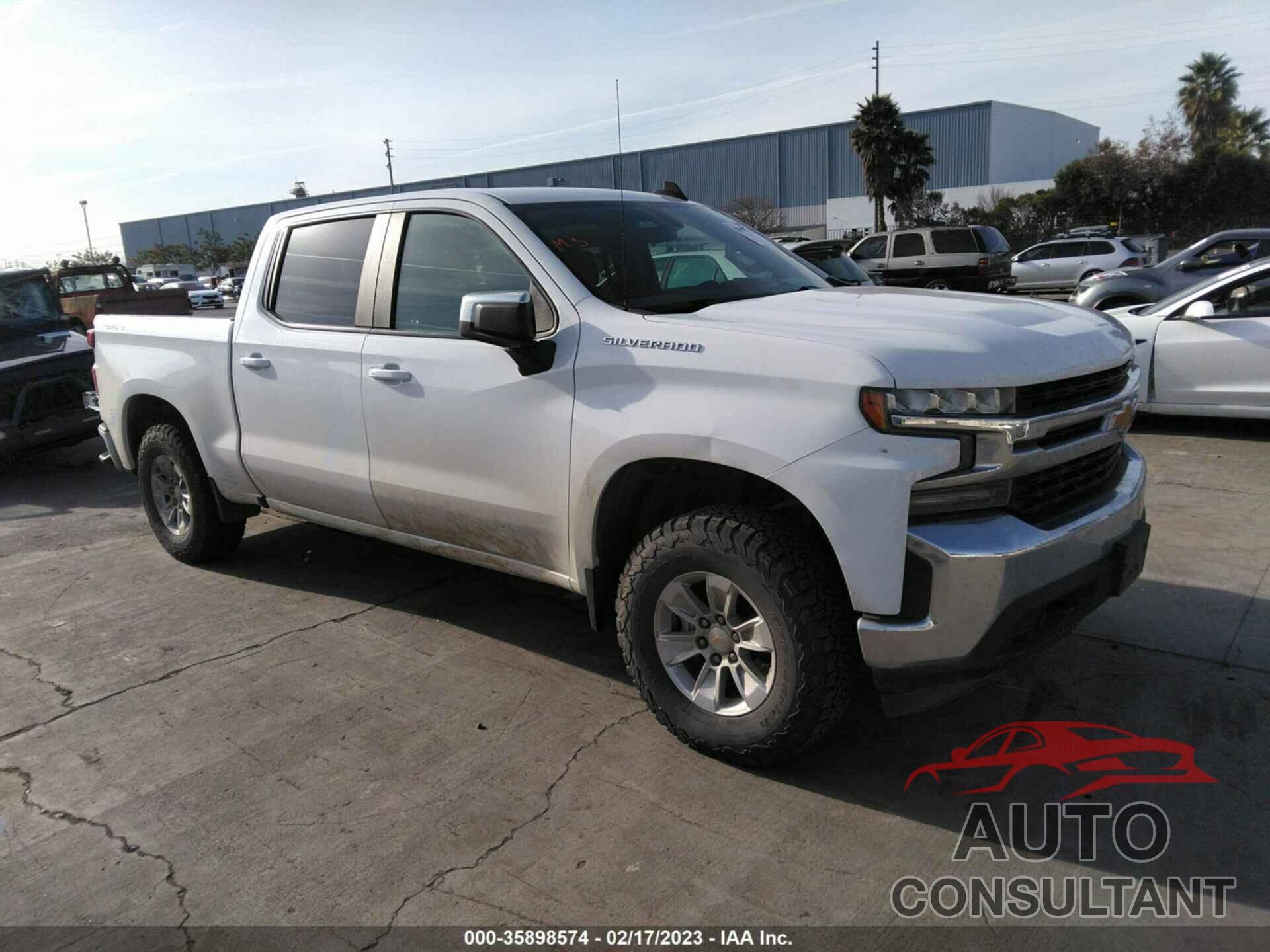 CHEVROLET SILVERADO 1500 2020 - 1GCUYDED8LZ282000