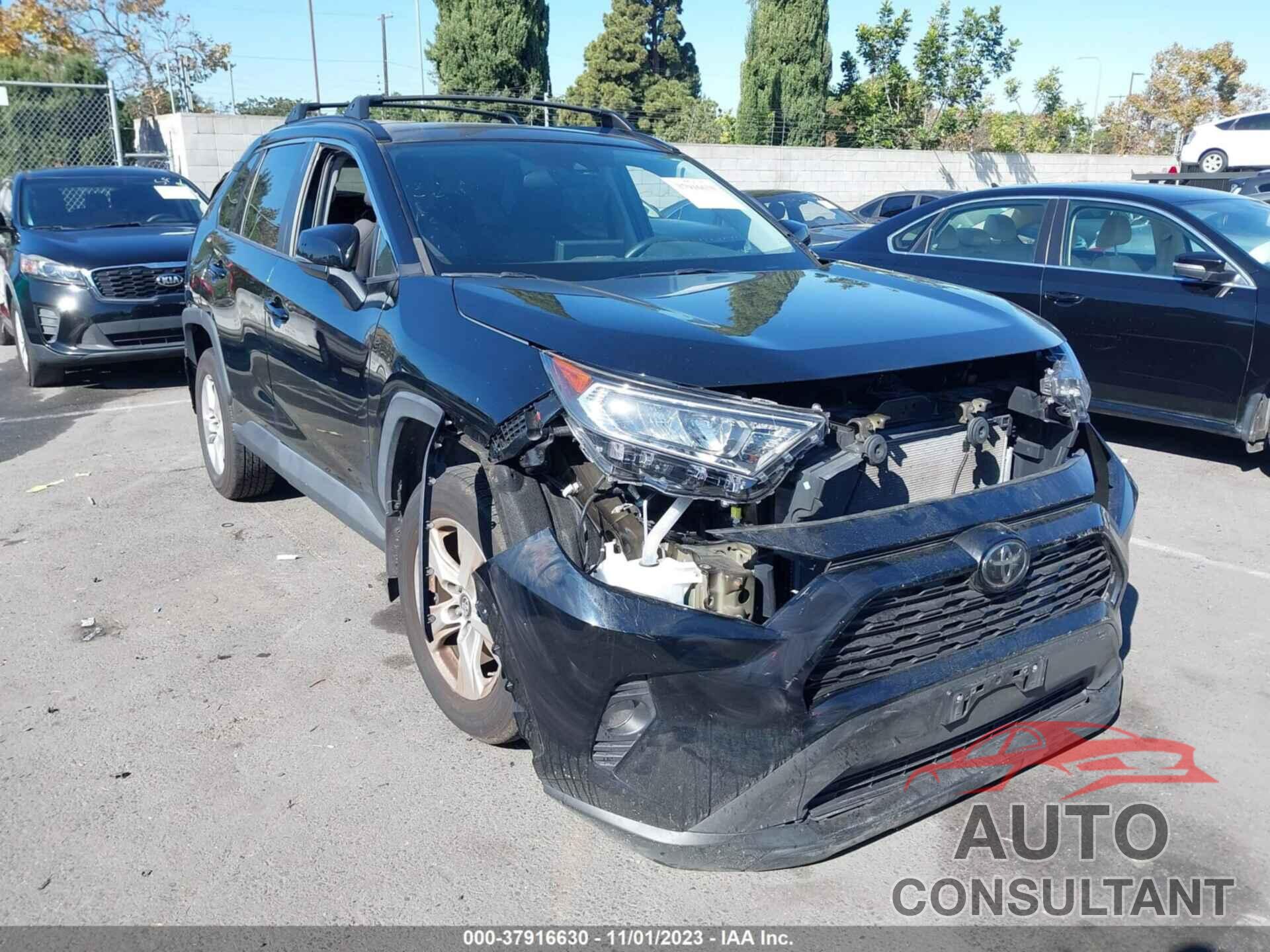 TOYOTA RAV4 2019 - 2T3W1RFV3KW055703