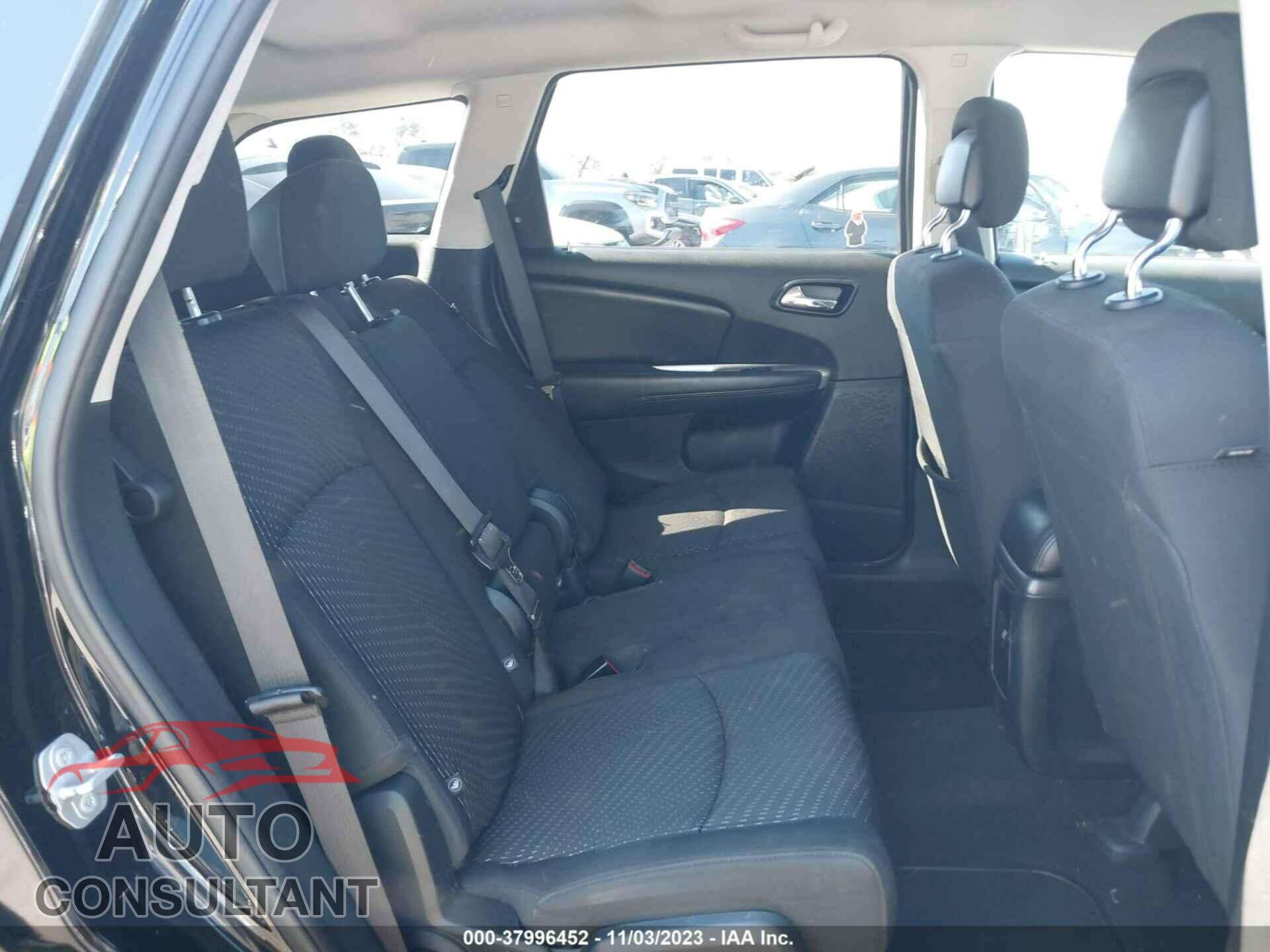 DODGE JOURNEY 2018 - 3C4PDCAB6JT242557