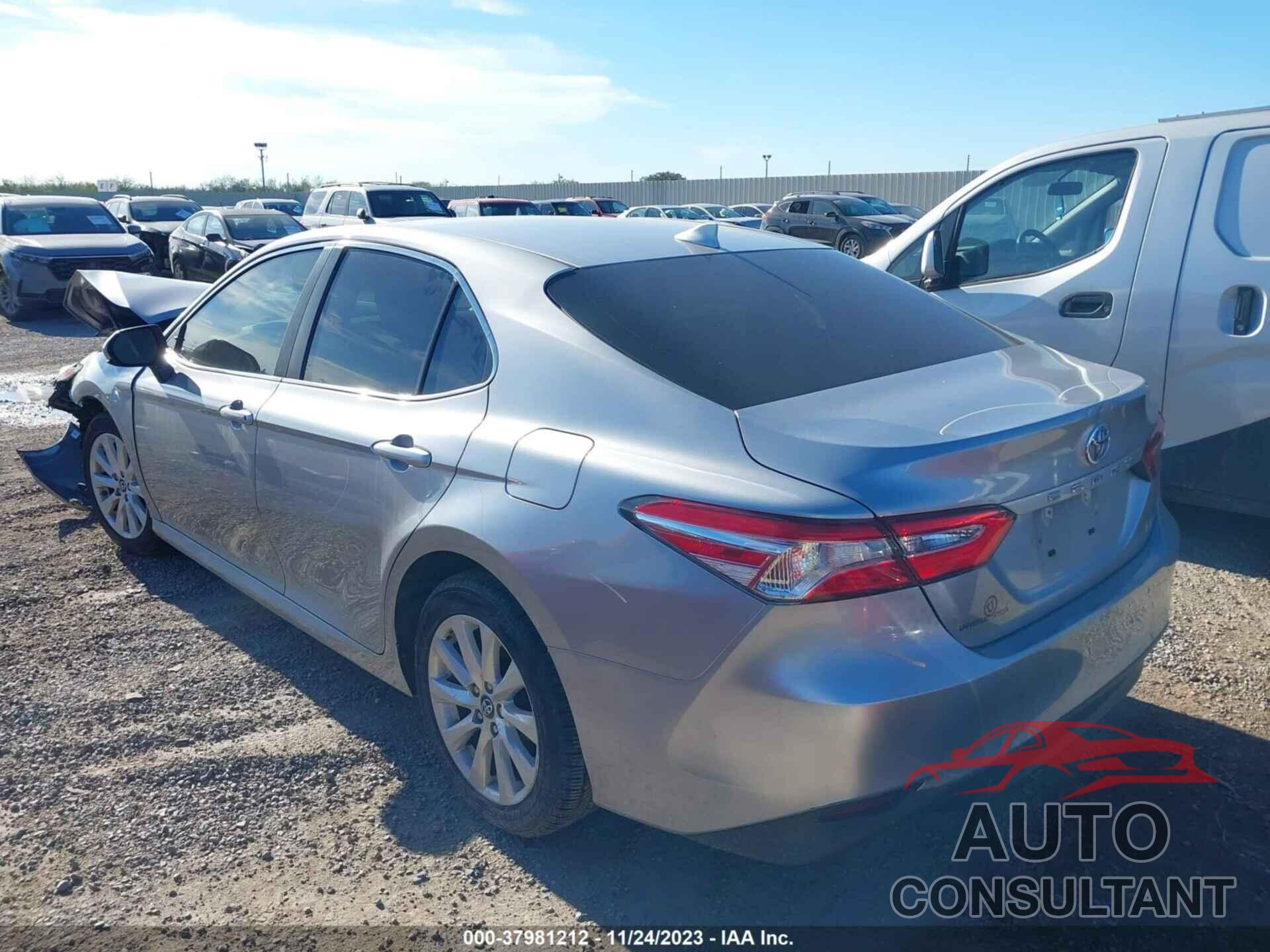 TOYOTA CAMRY 2019 - 4T1B11HK8KU168106