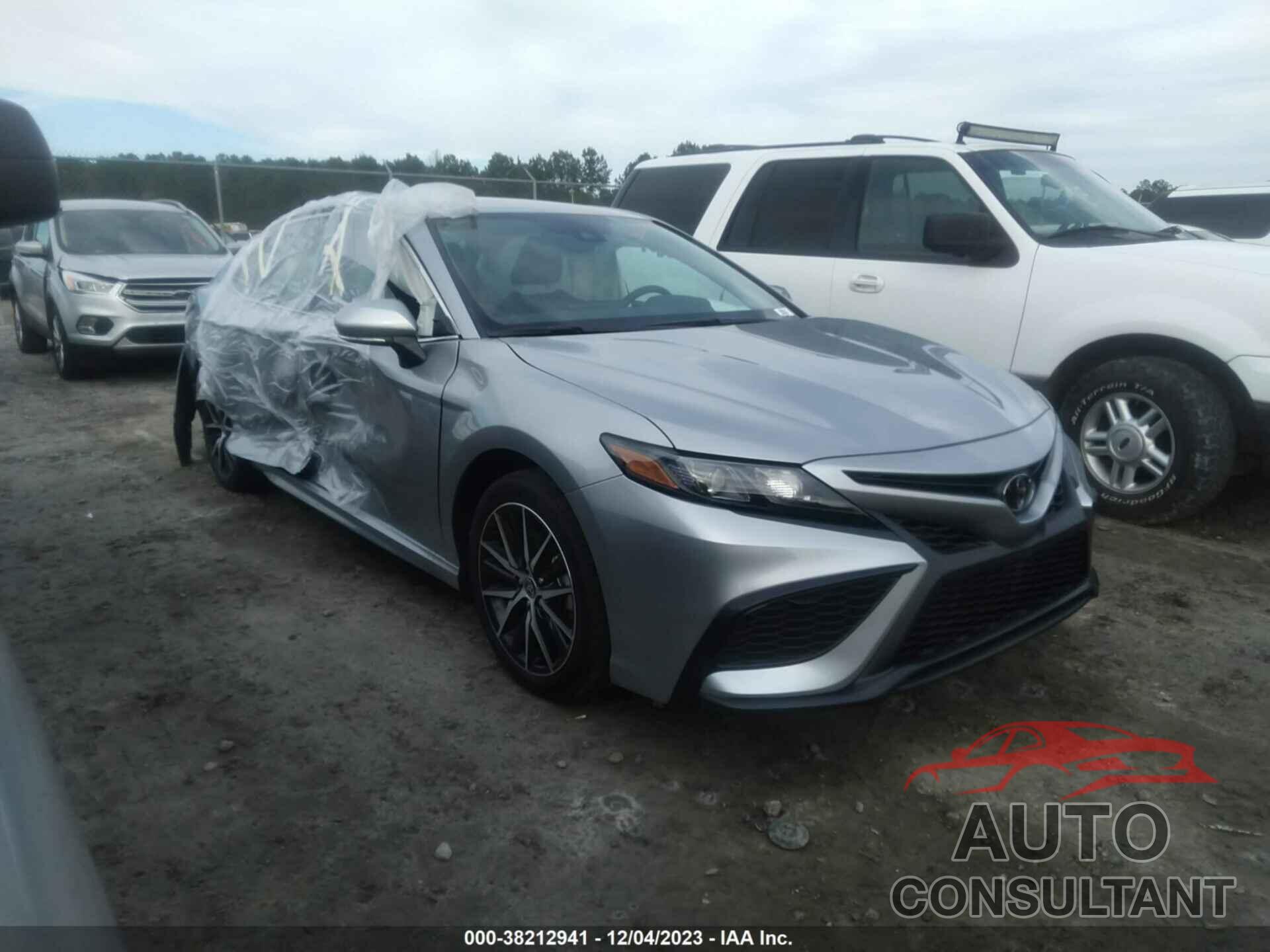 TOYOTA CAMRY 2024 - 4T1G11AK0RU844879