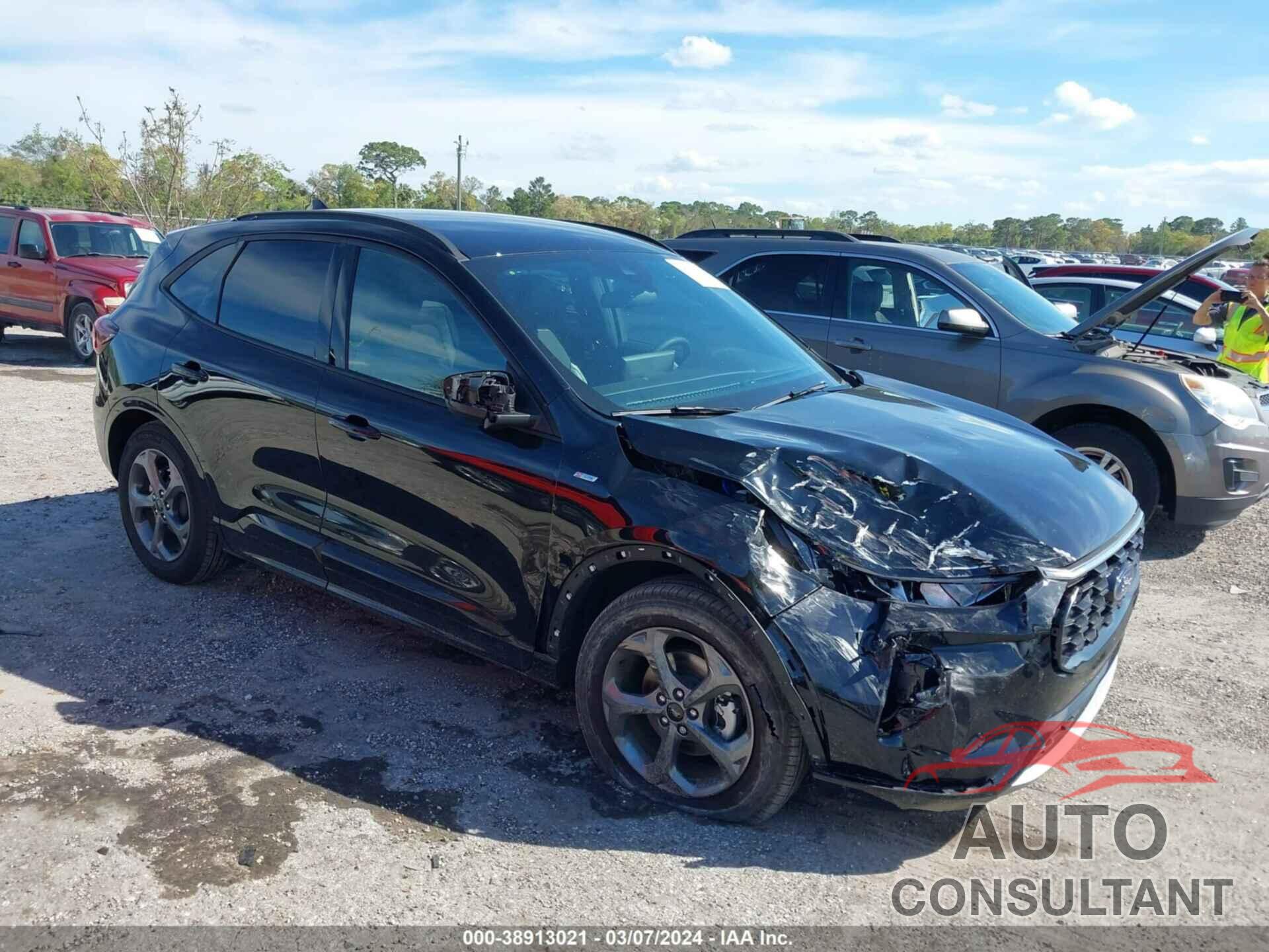 FORD ESCAPE 2023 - 1FMCU0MN6PUA76182