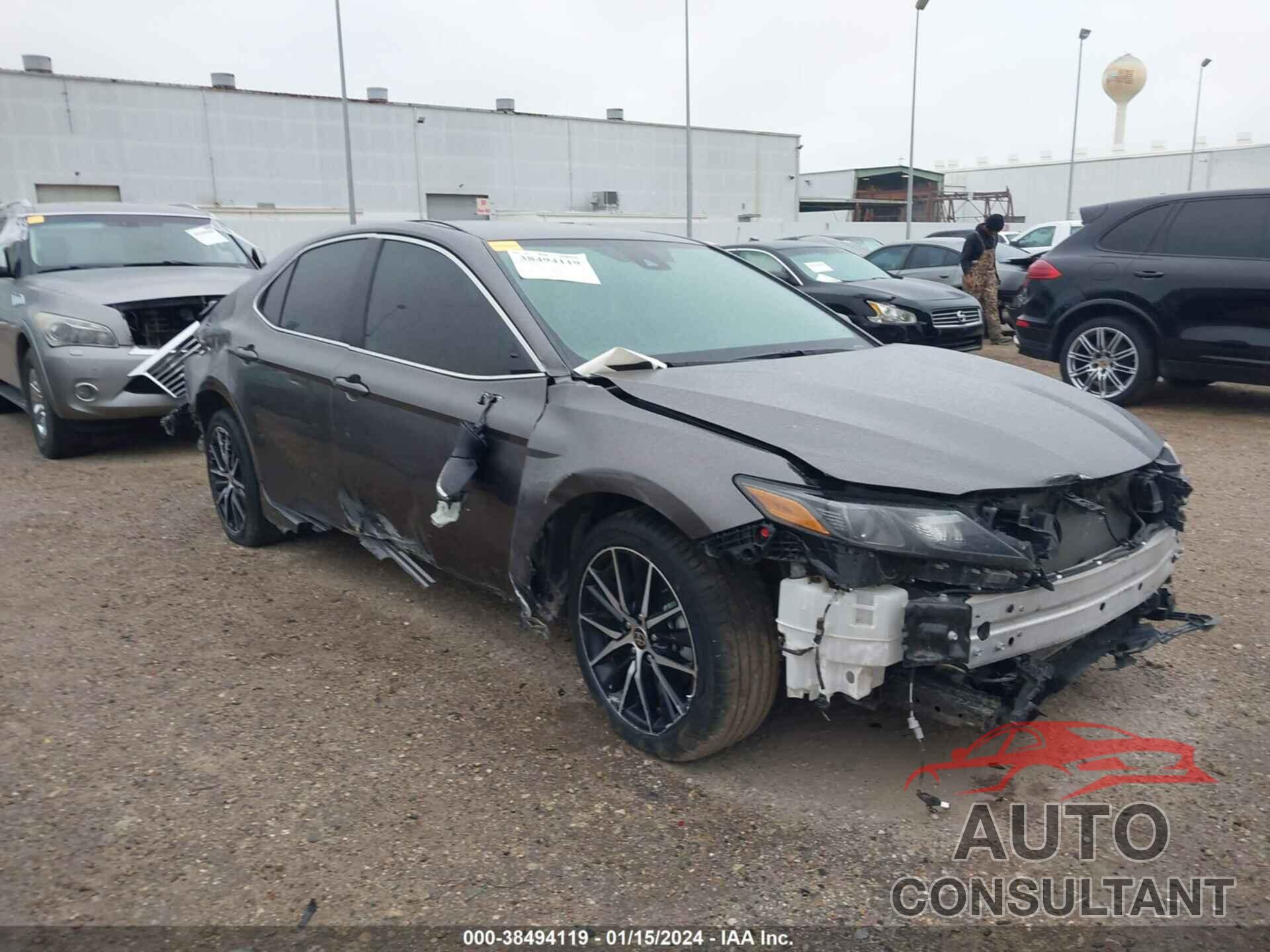 TOYOTA CAMRY 2023 - 4T1G11AK2PU802937