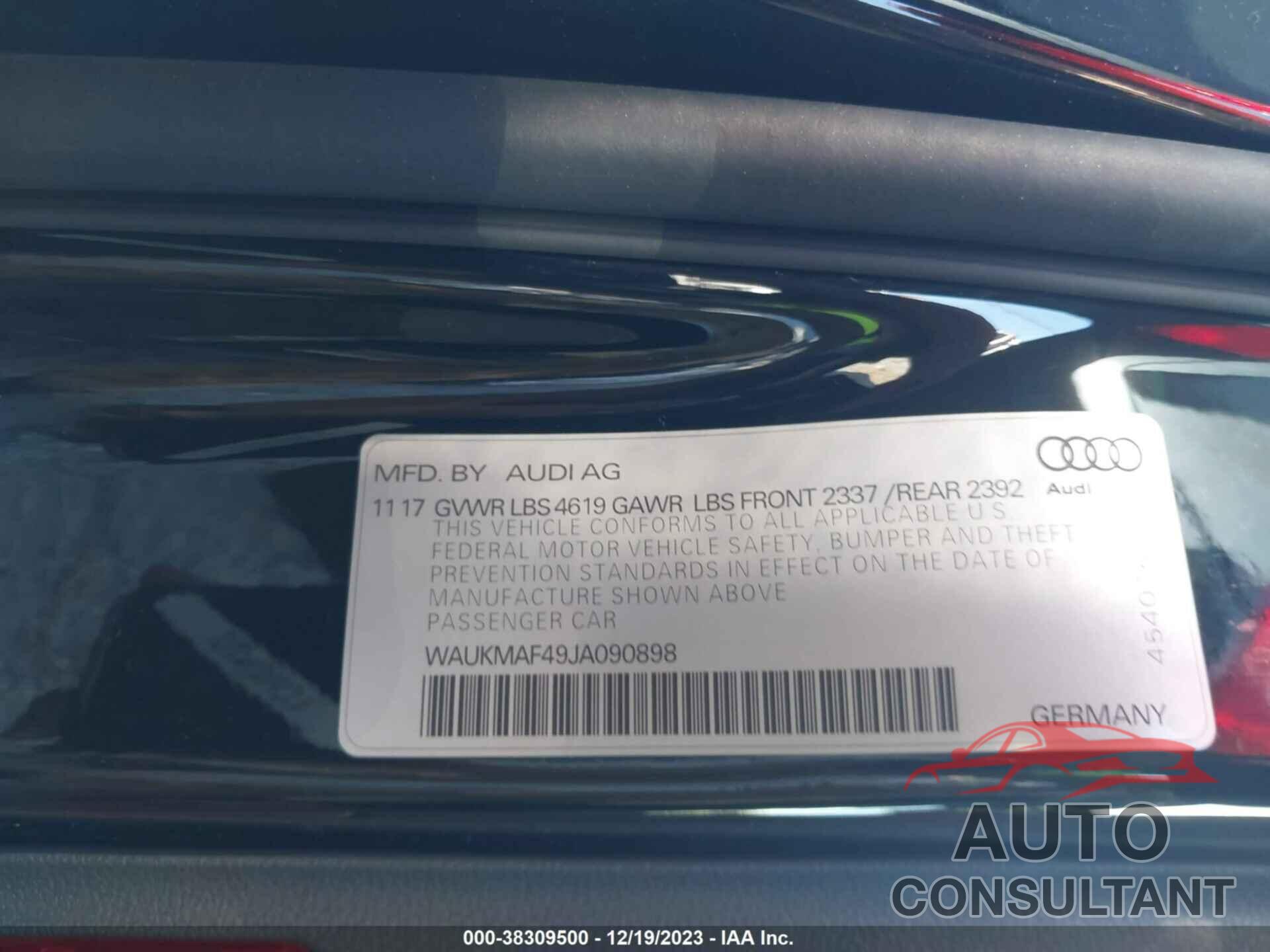 AUDI A4 2018 - WAUKMAF49JA090898