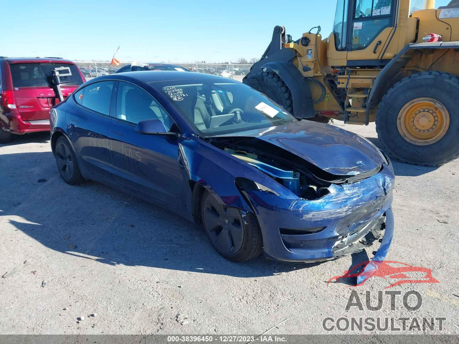 TESLA MODEL 3 2023 - 5YJ3E1EA7PF561104
