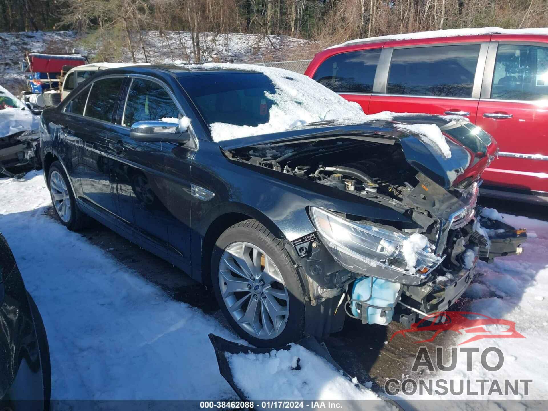 FORD TAURUS 2018 - 1FAHP2F83JG130456