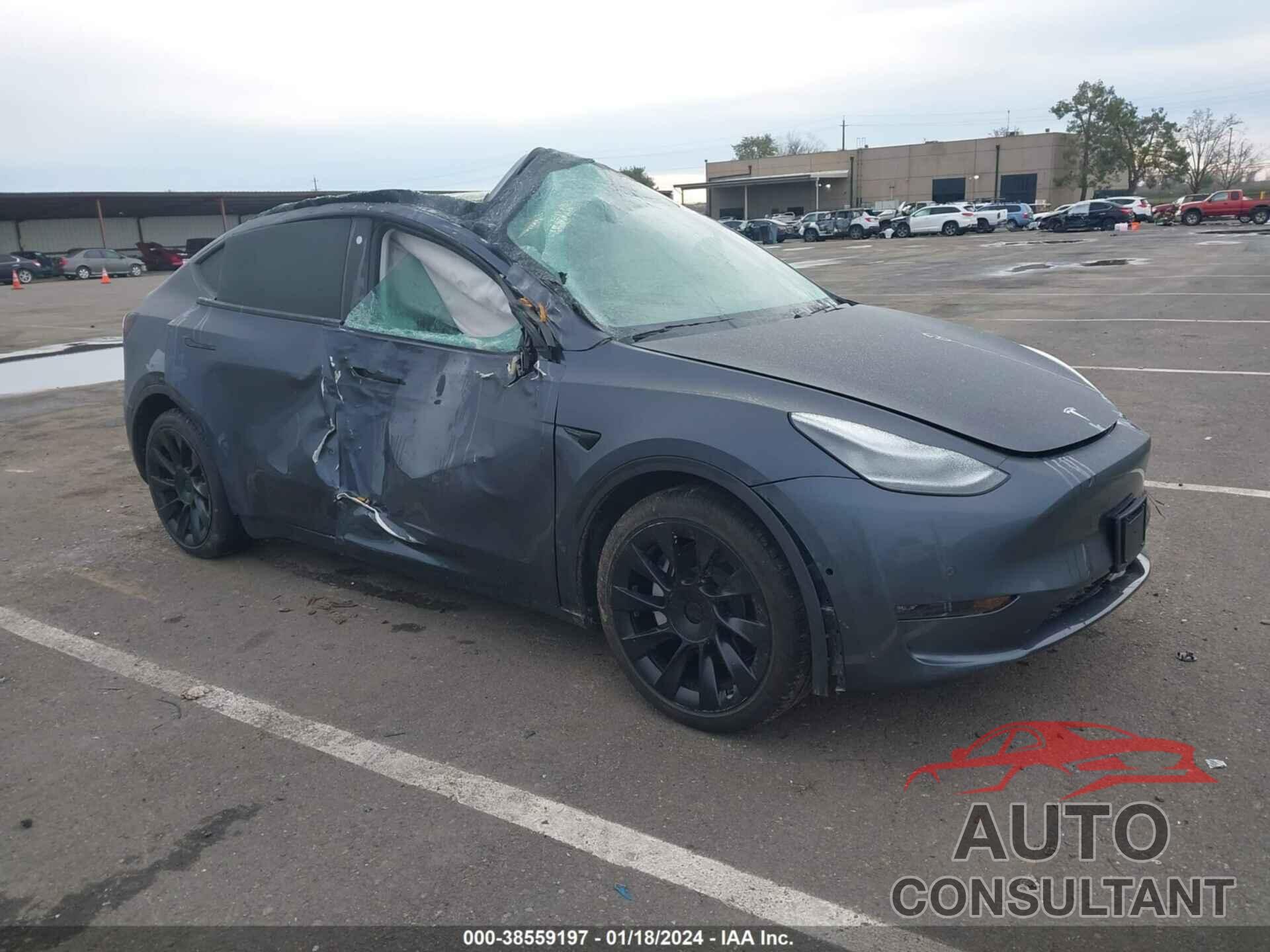 TESLA MODEL Y 2021 - 5YJYGDEEXMF073572