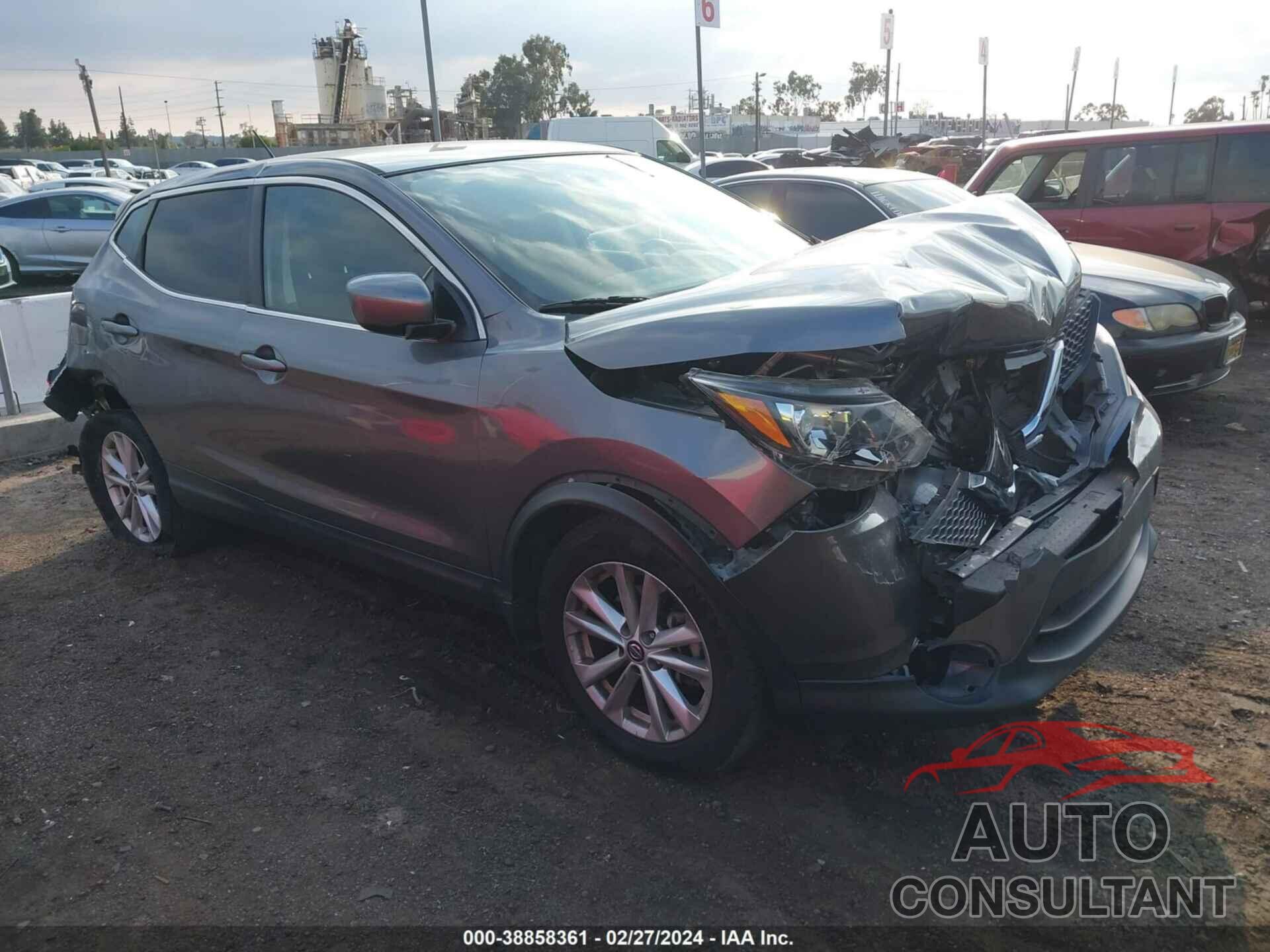 NISSAN ROGUE SPORT 2019 - JN1BJ1CPXKW217143