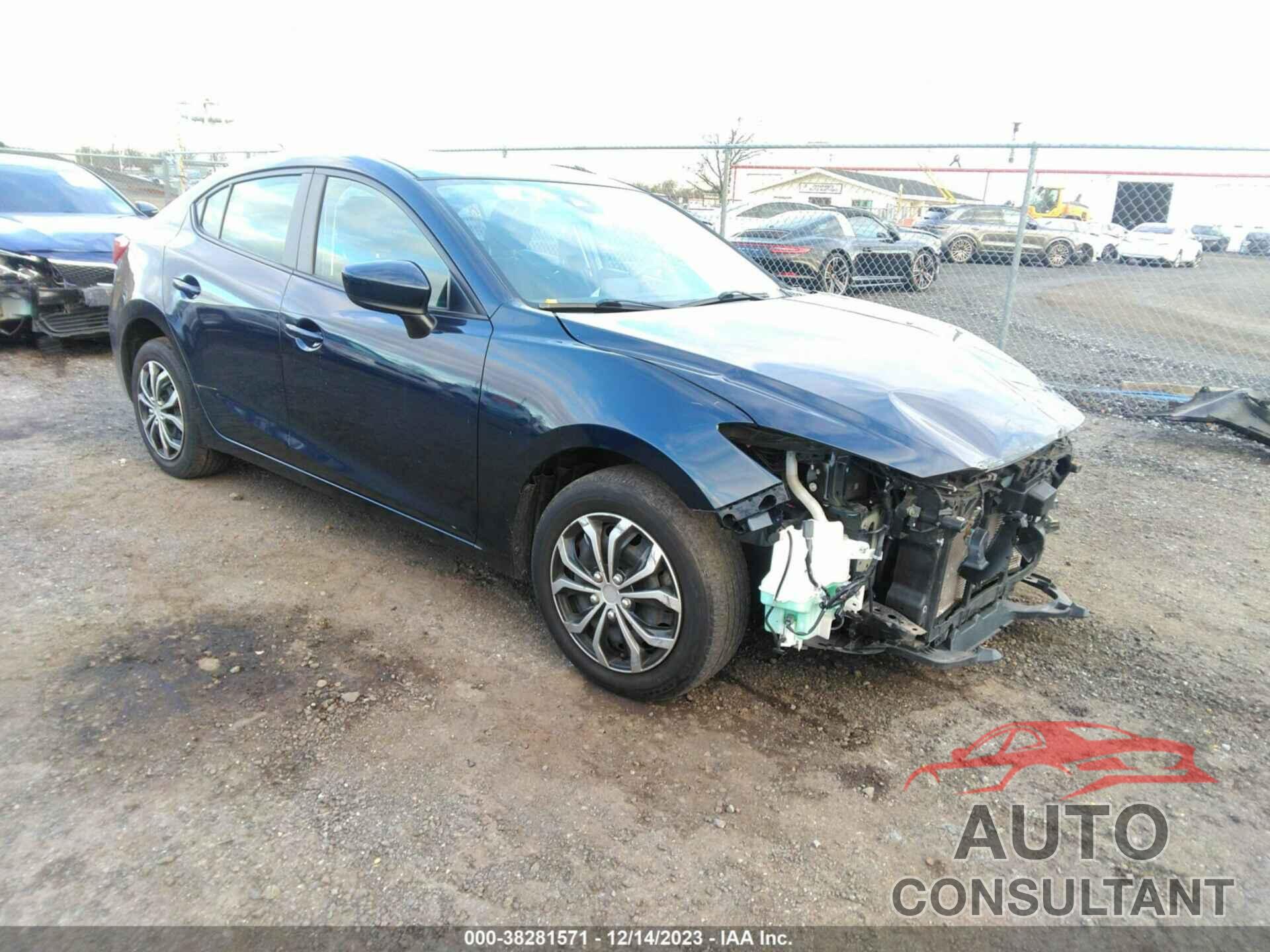 MAZDA MAZDA3 2018 - 3MZBN1U70JM162245