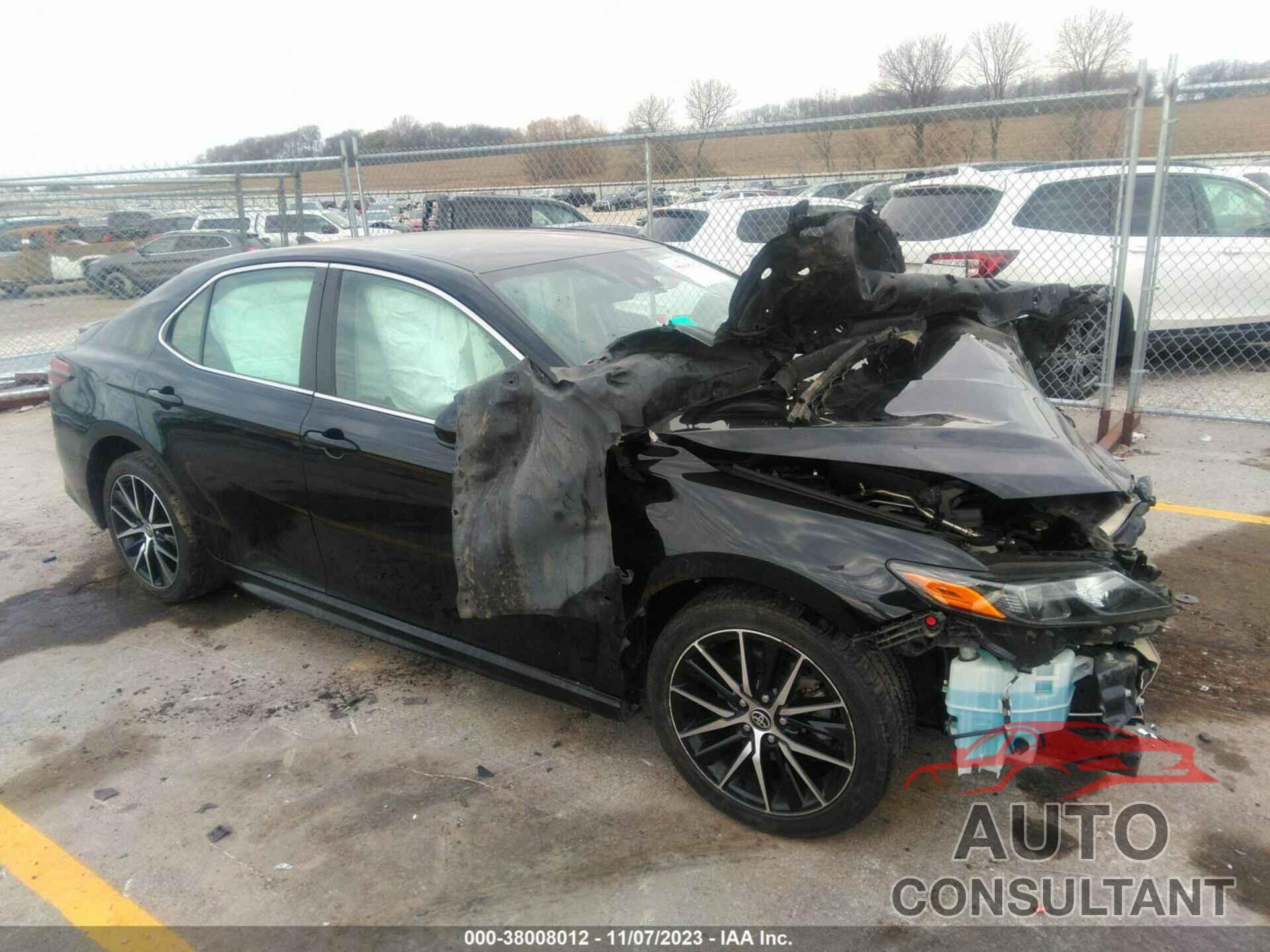 TOYOTA CAMRY 2021 - 4T1G11AK9MU520452