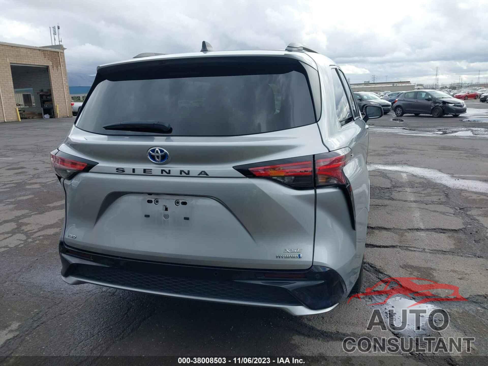 TOYOTA SIENNA 2022 - 5TDDSKFC6NS064606