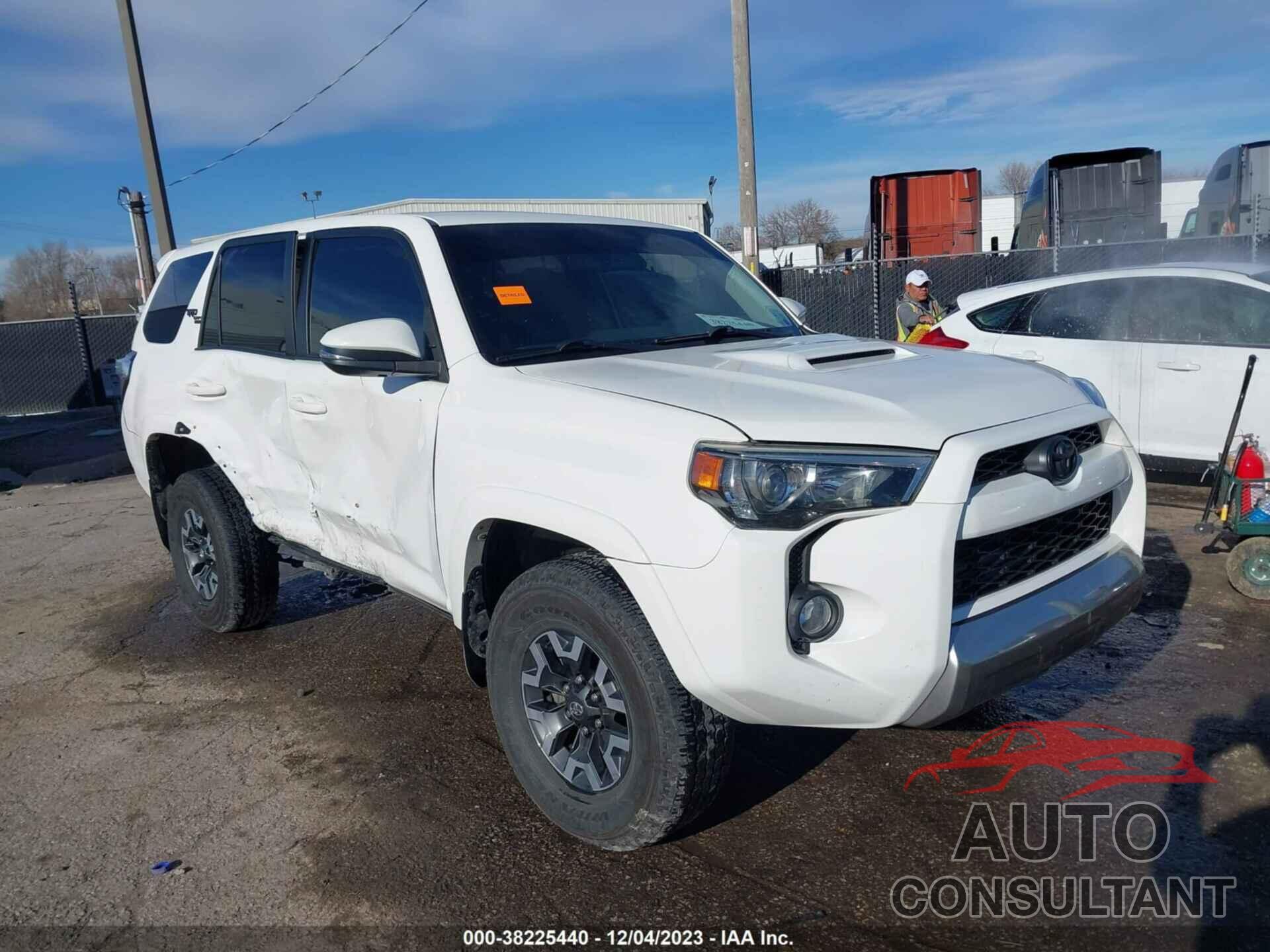 TOYOTA 4RUNNER 2019 - JTEBU5JR1K5731710