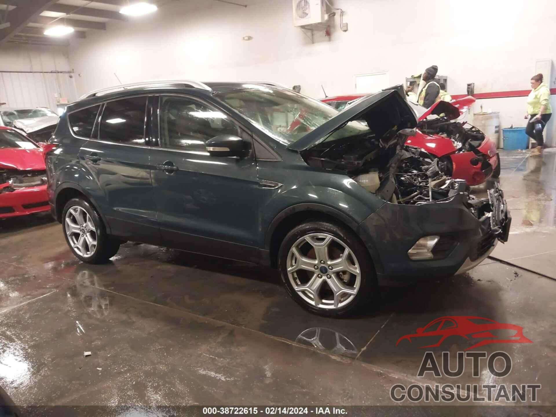 FORD ESCAPE 2019 - 1FMCU9J96KUC29650
