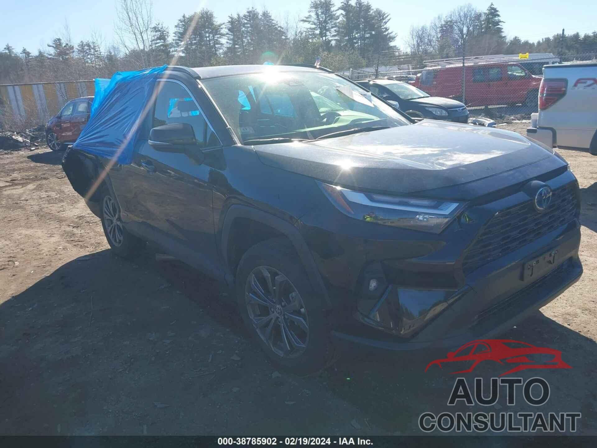 TOYOTA RAV4 2023 - JTMB6RFV9PD113107