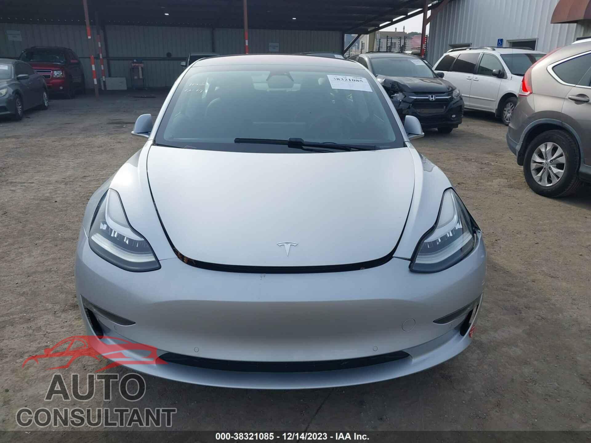TESLA MODEL 3 2018 - 5YJ3E1EA1JF024302