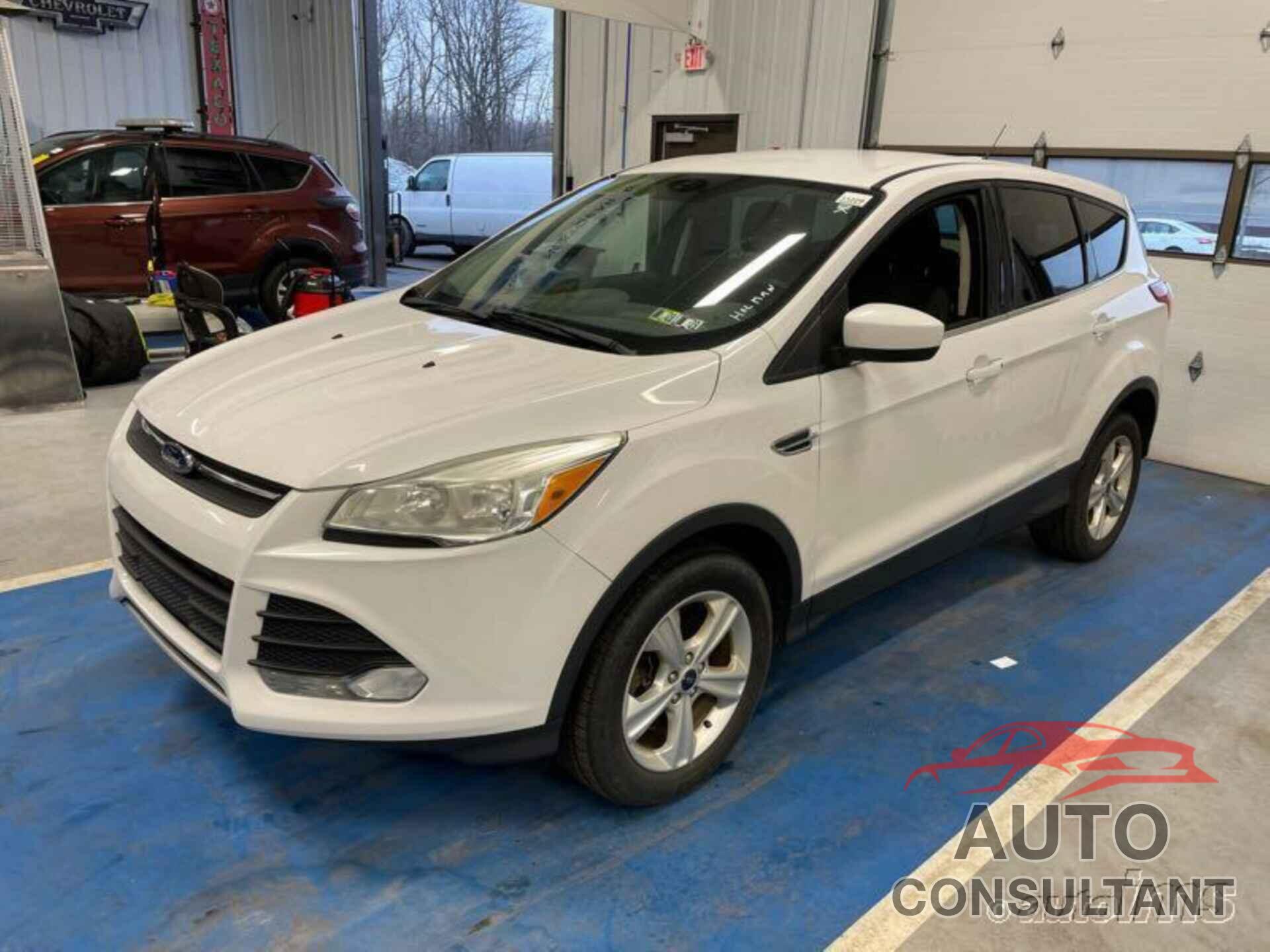 FORD ESCAPE 2016 - 1FMCU9GX8GUC82959