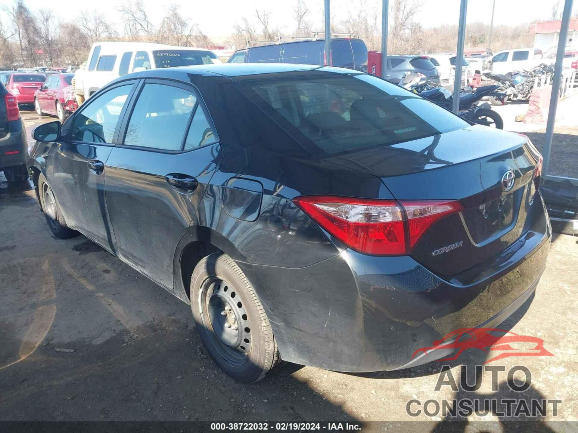 TOYOTA COROLLA 2018 - 2T1BURHE8JC985592