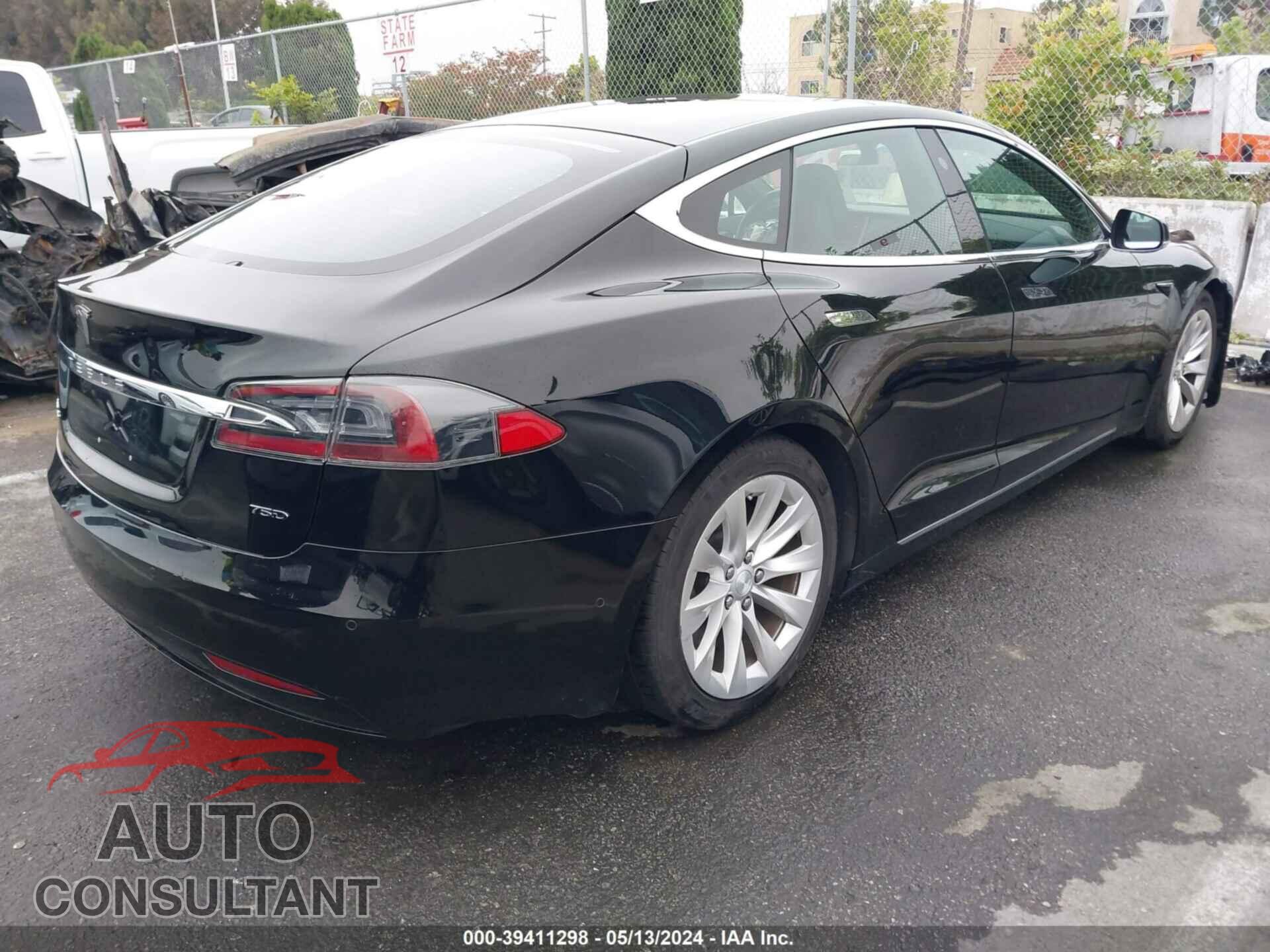 TESLA MODEL S 2018 - 5YJSA1E20JF290748