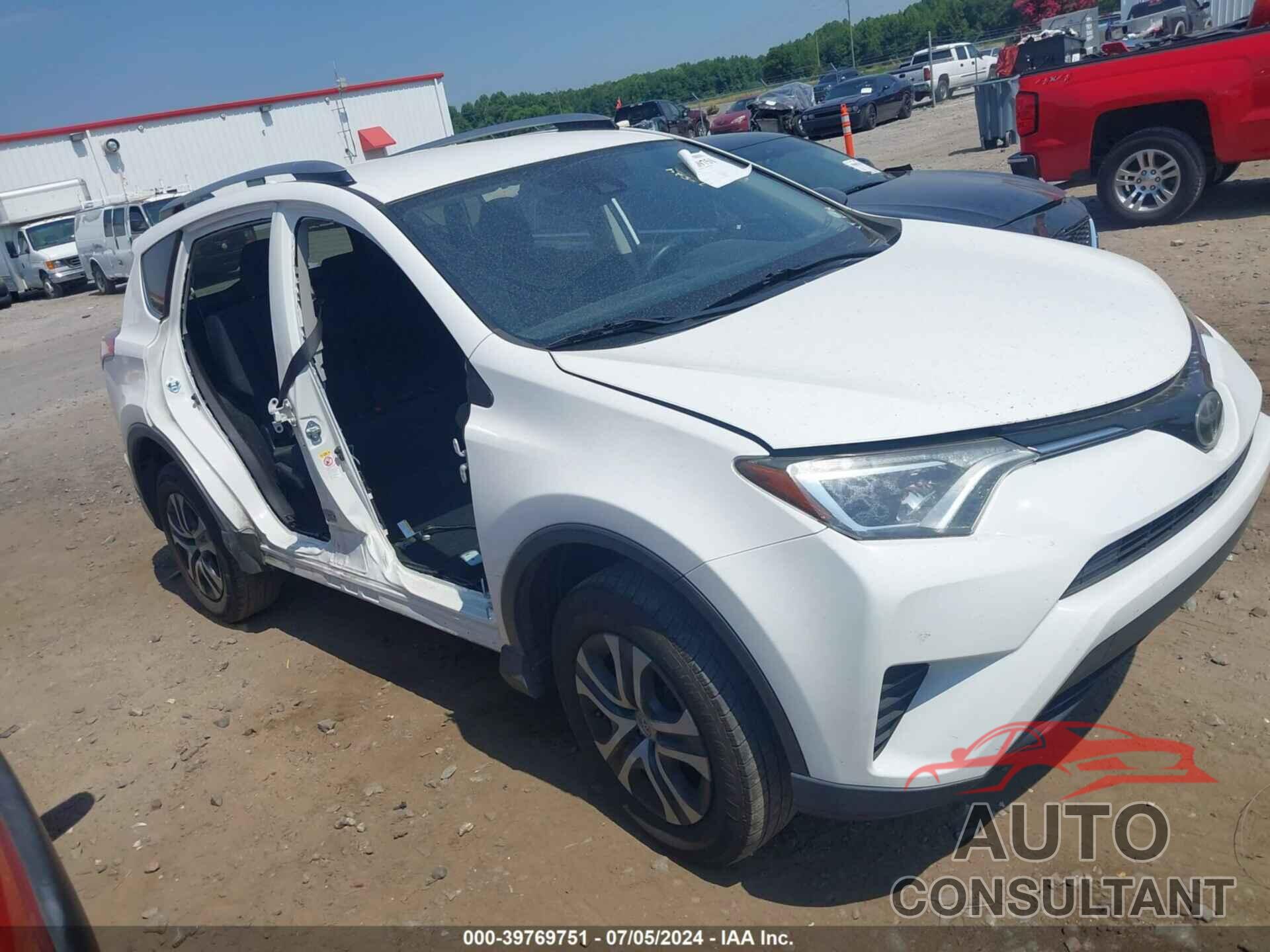 TOYOTA RAV4 2017 - JTMZFREV2HJ145092