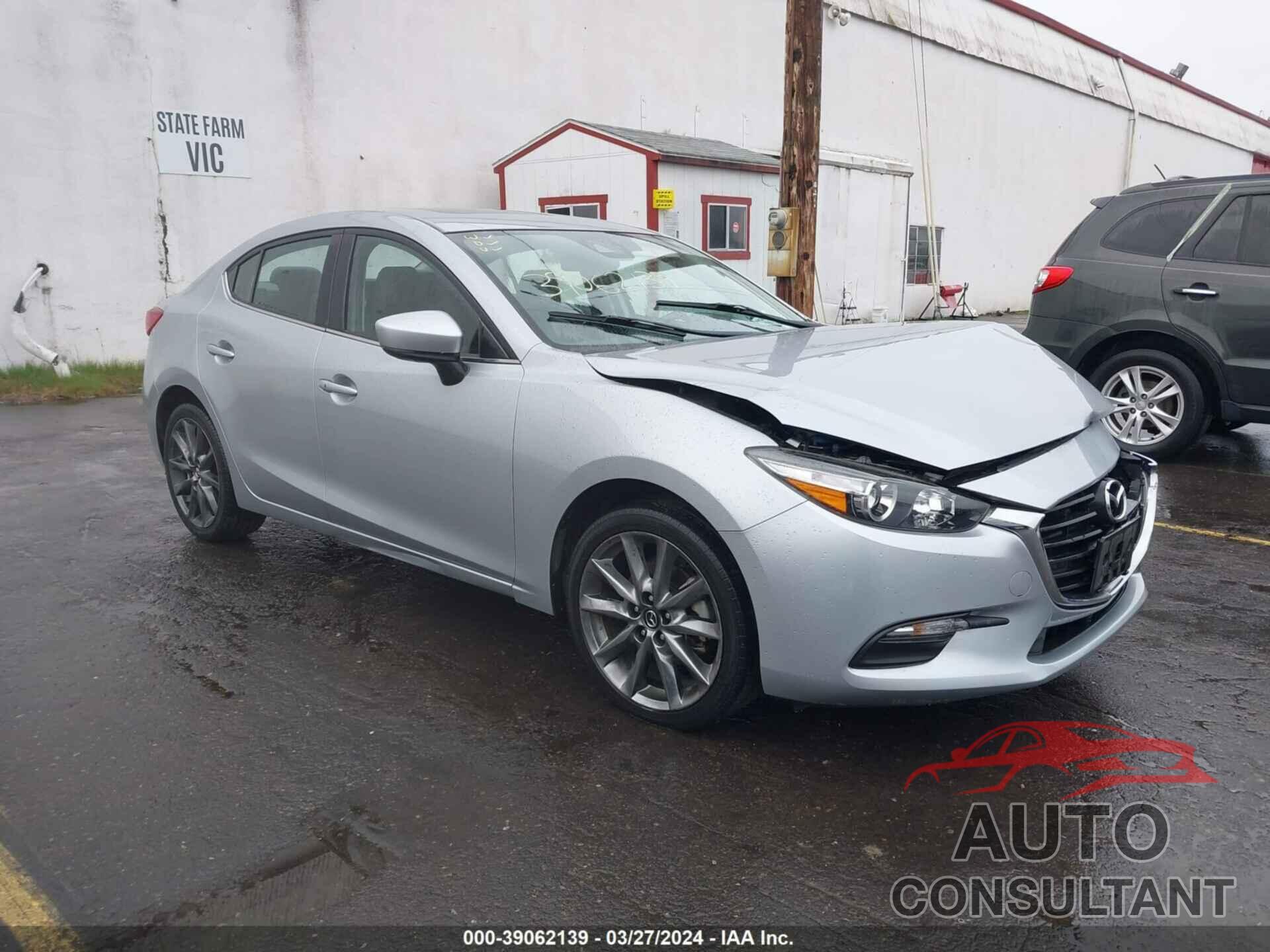 MAZDA MAZDA3 2018 - JM1BN1V35J1154749