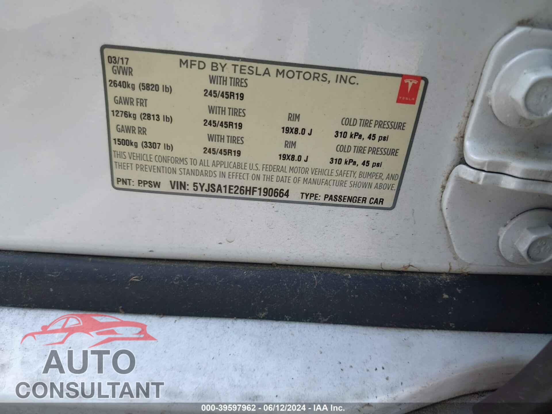TESLA MODEL S 2017 - 5YJSA1E26HF190664