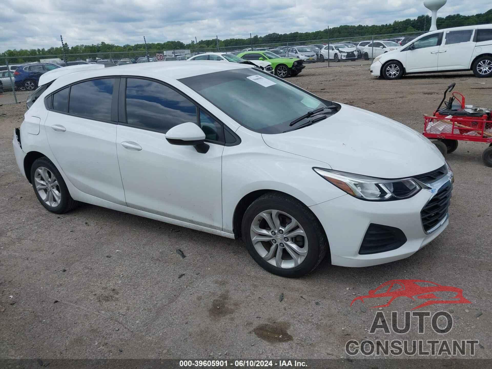 CHEVROLET CRUZE 2019 - 3G1BC6SM0KS592541