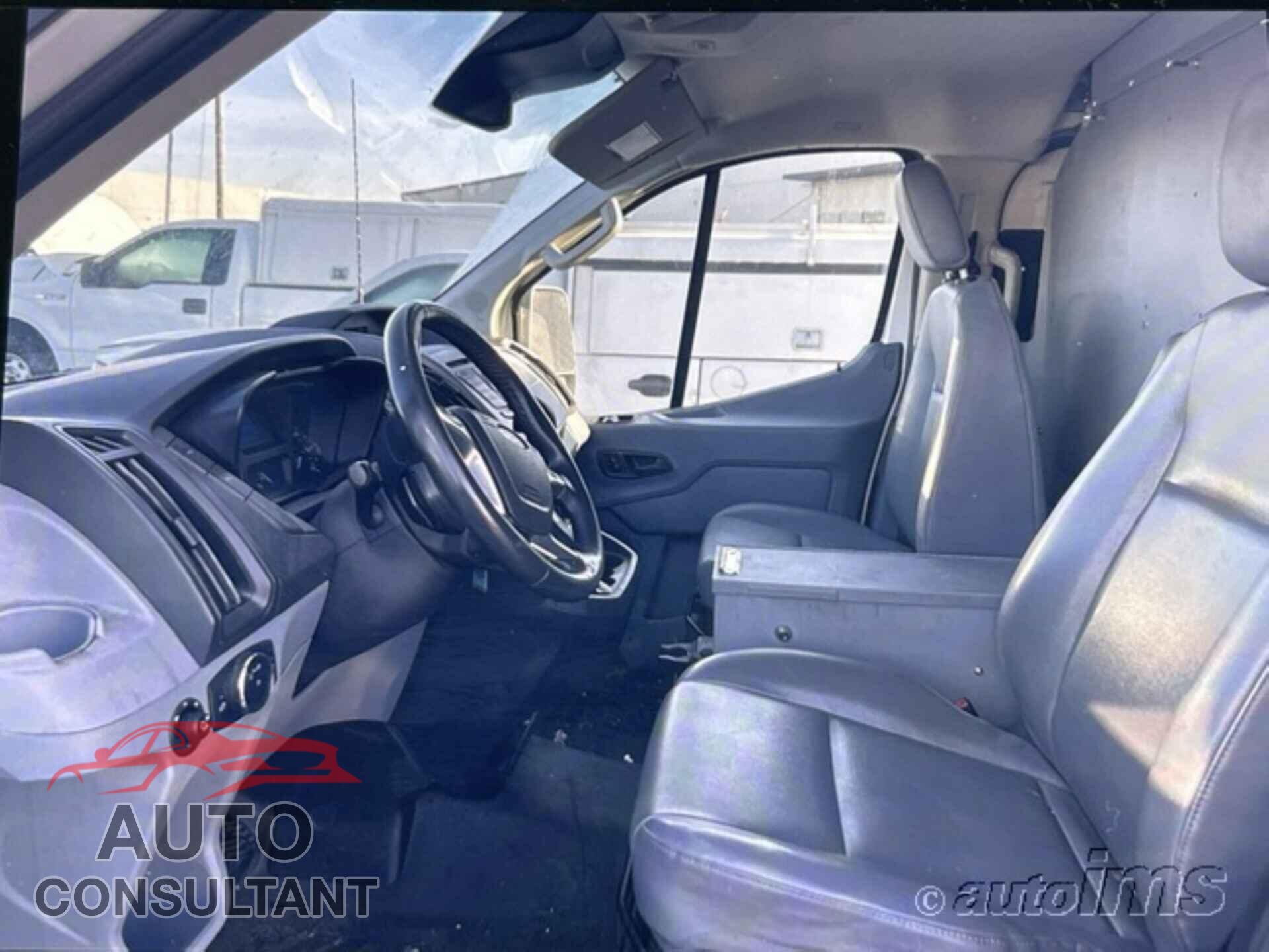 FORD TRANSIT-250 2017 - 1FTYR1YM4HKA31967