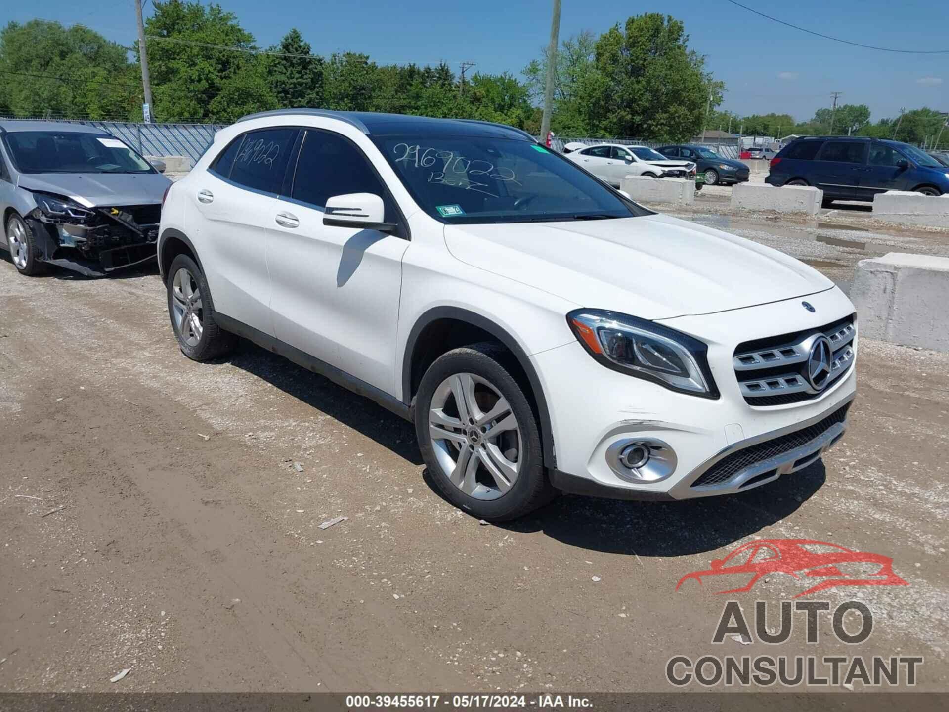 MERCEDES-BENZ GLA 250 2020 - W1NTG4GB0LU040253