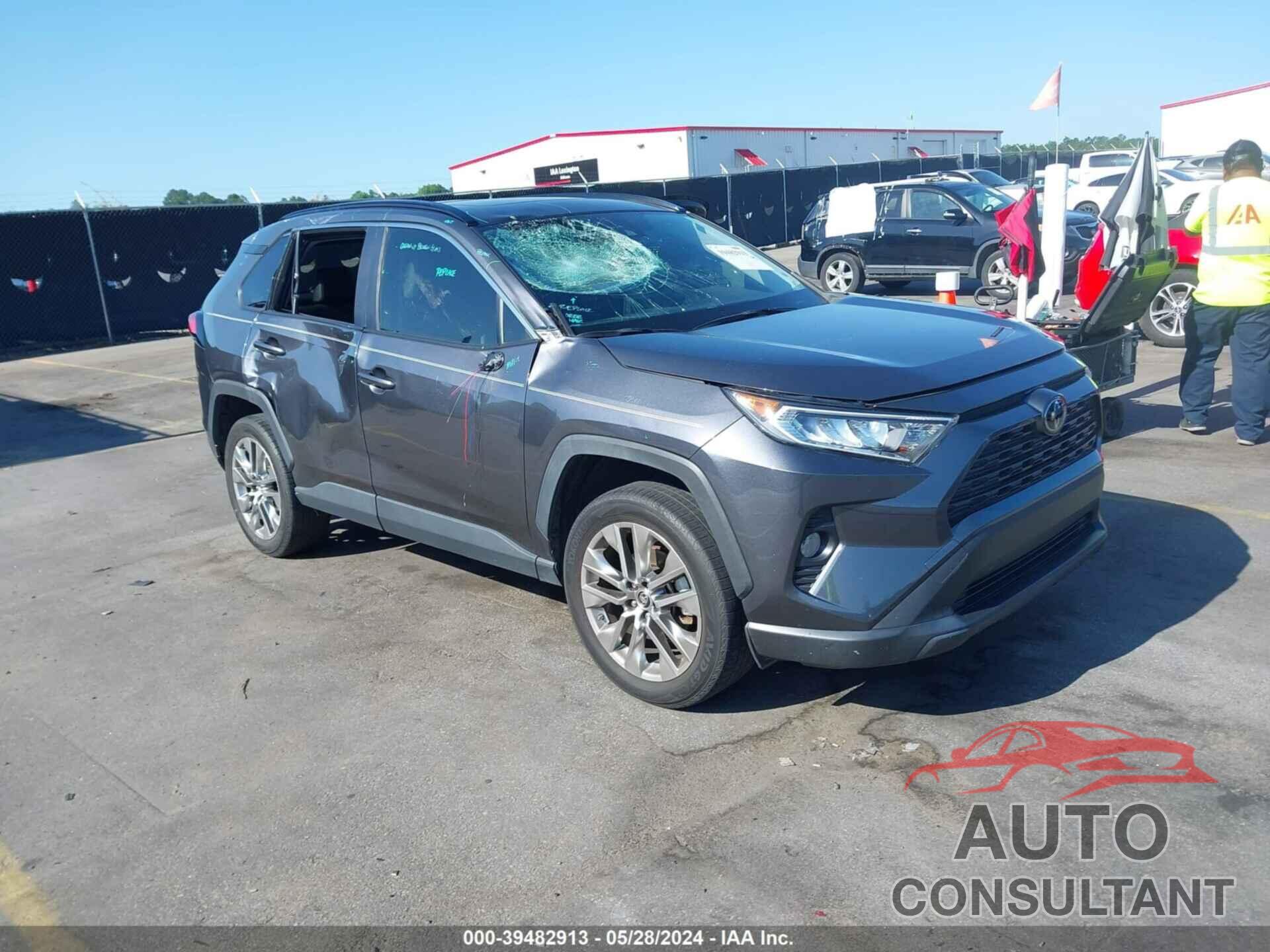 TOYOTA RAV4 2019 - JTMC1RFV0KD005583