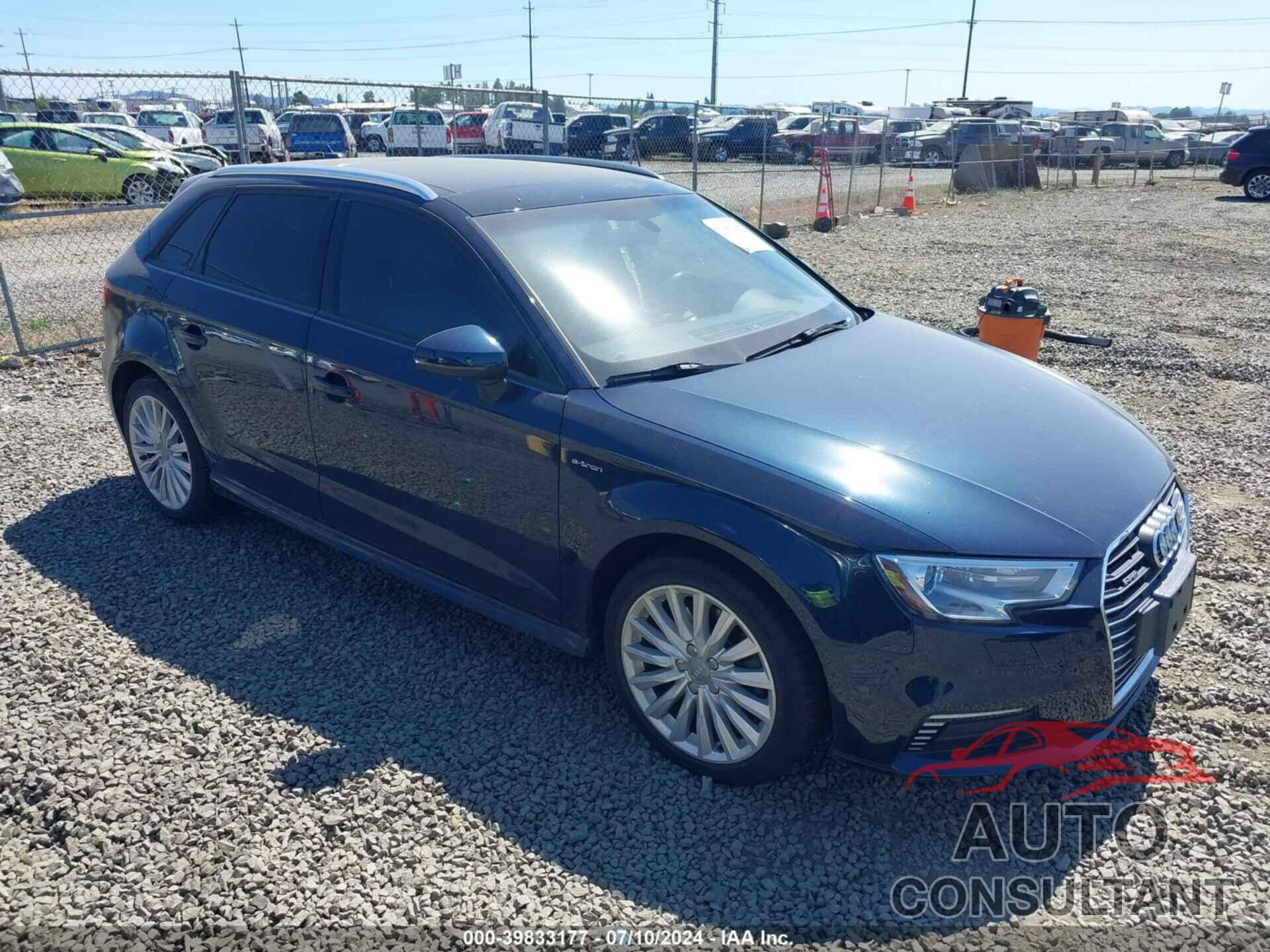 AUDI A3 E-TRON 2017 - WAUUPBFFXHA108830