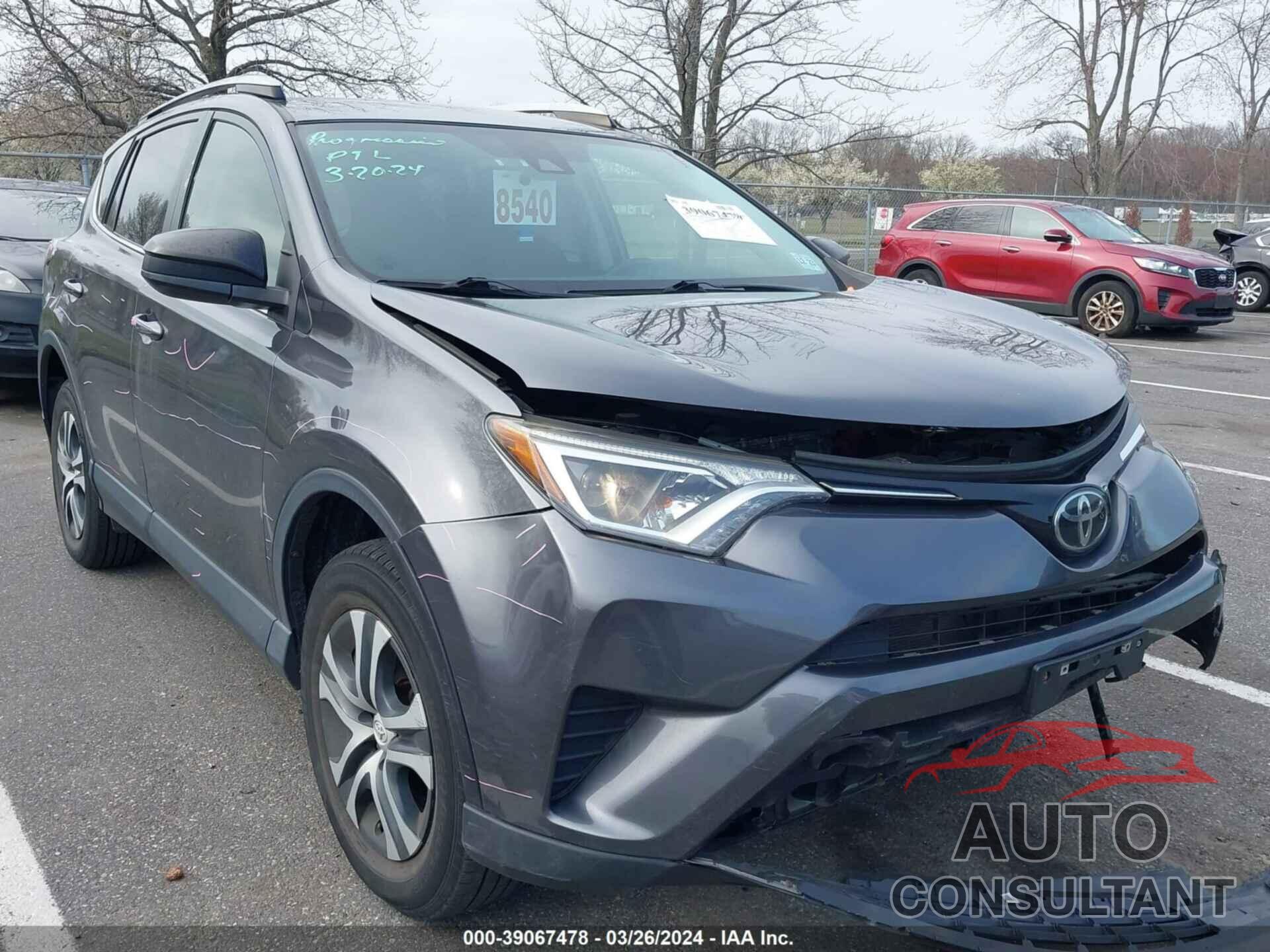 TOYOTA RAV4 2018 - JTMBFREV3JJ260517