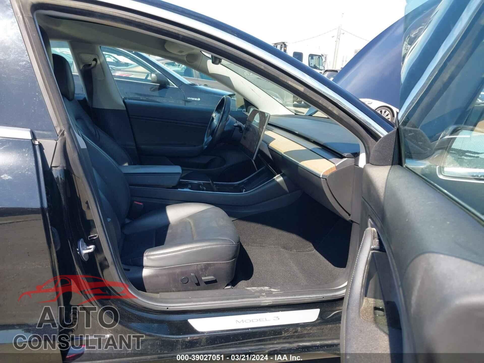 TESLA MODEL 3 2018 - 5YJ3E1EA2JF050648