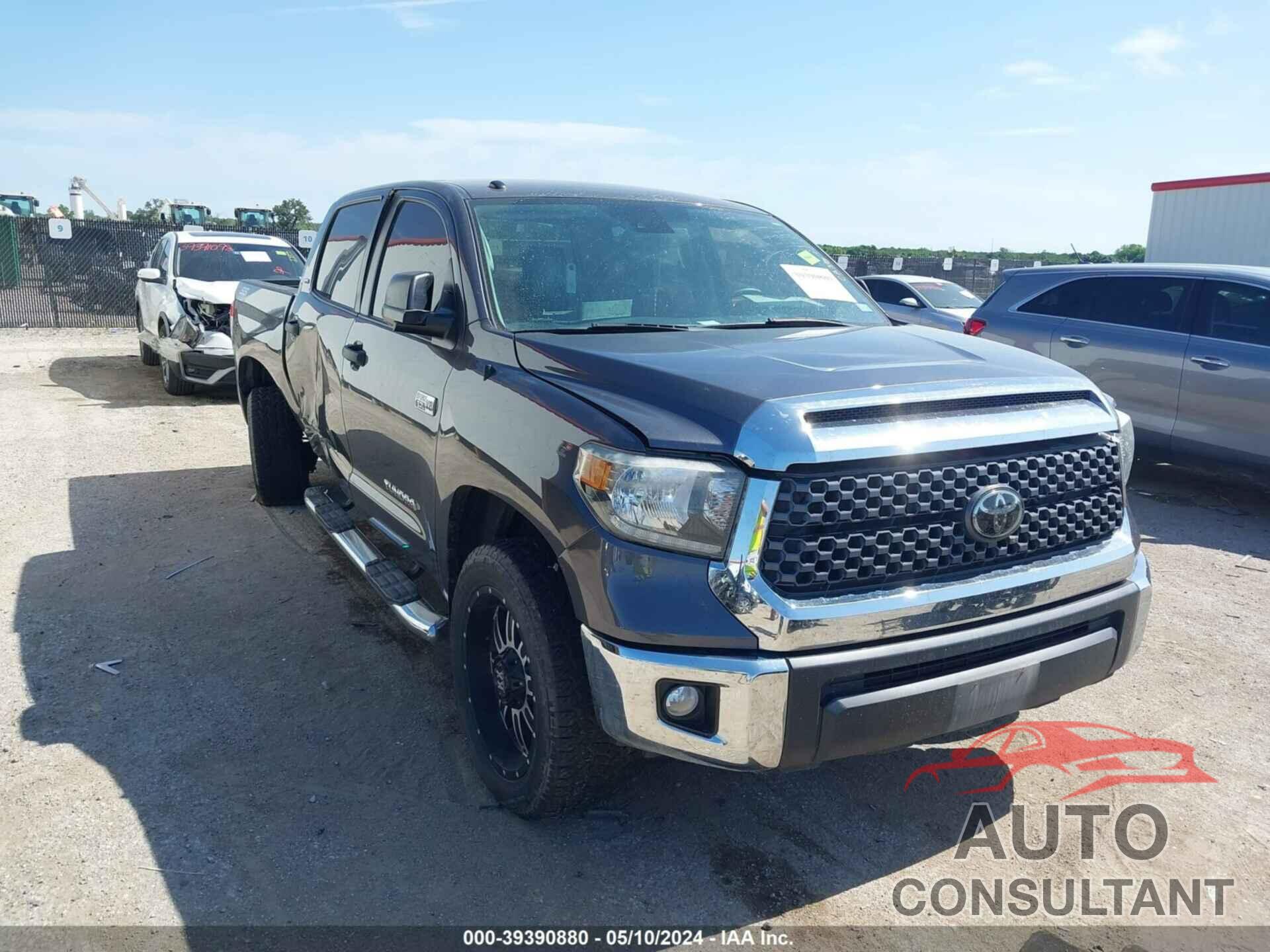 TOYOTA TUNDRA 2019 - 5TFDY5F15KX829535