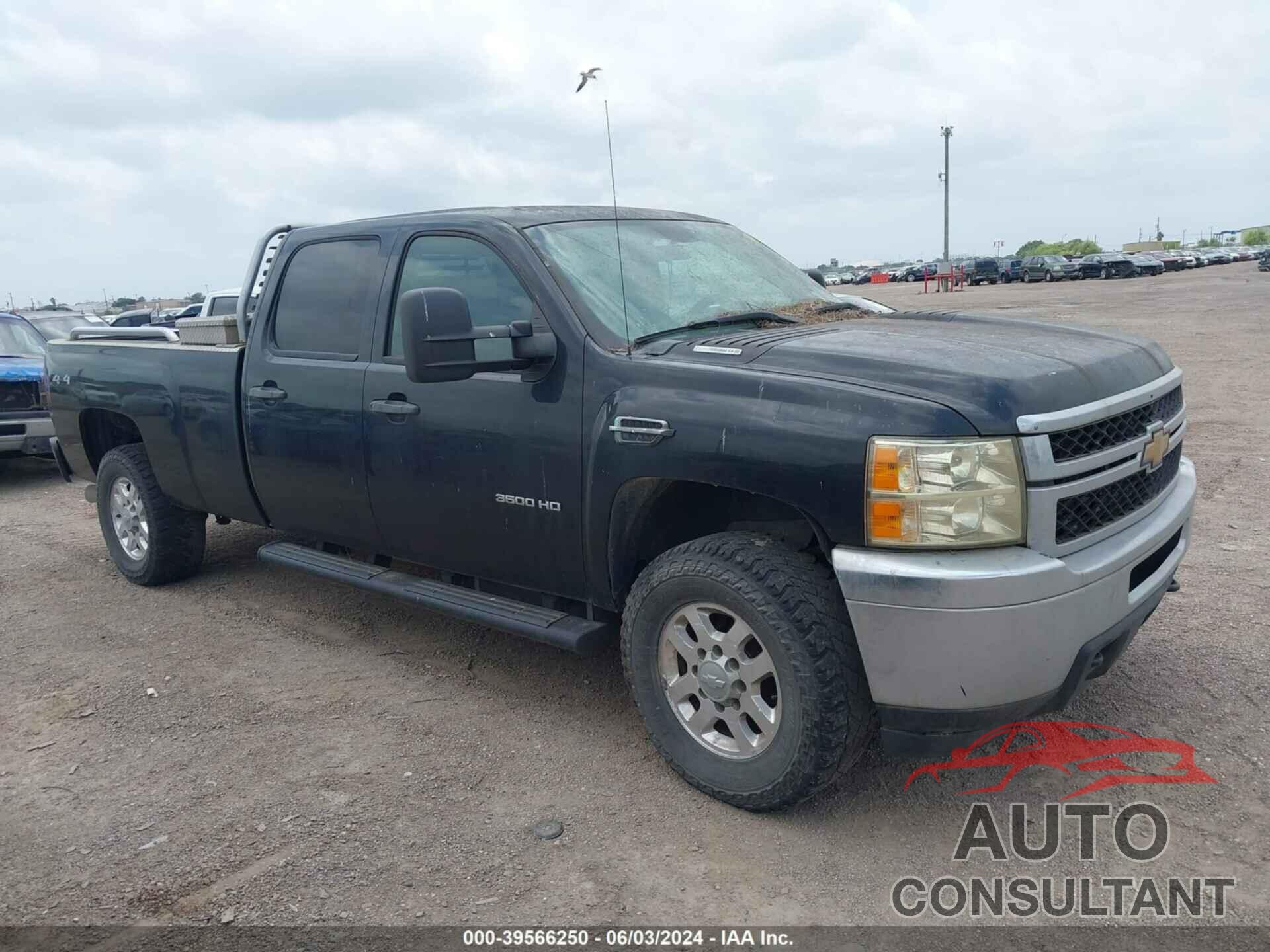 CHEVROLET SILVERADO 3500HD 2011 - 1GC4KZC81BF174869