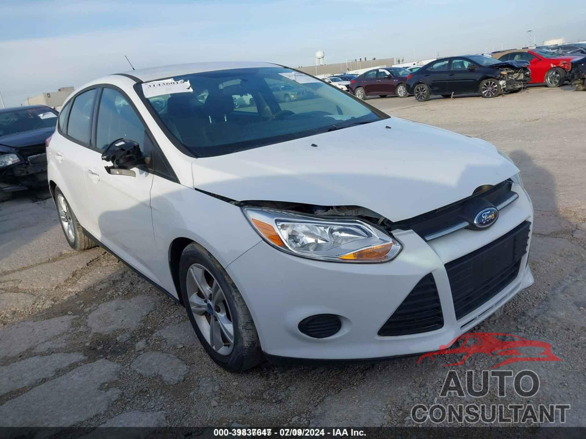 FORD FOCUS 2014 - 1FADP3K27EL105725