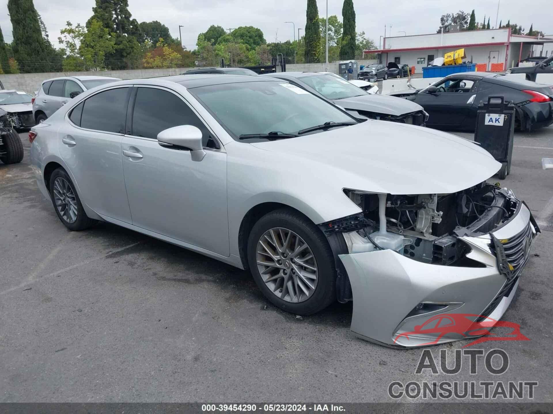 LEXUS ES 2018 - 58ABK1GG8JU101958