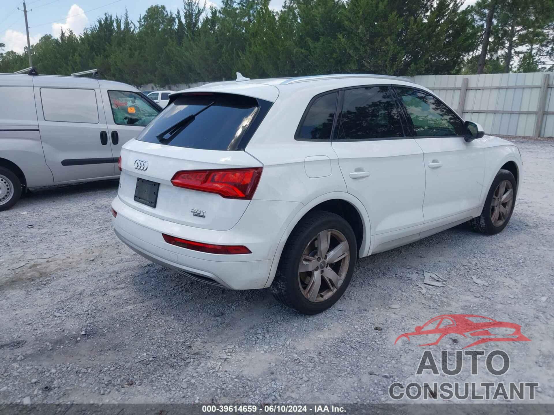 AUDI Q5 2018 - WA1ANAFY1J2018614