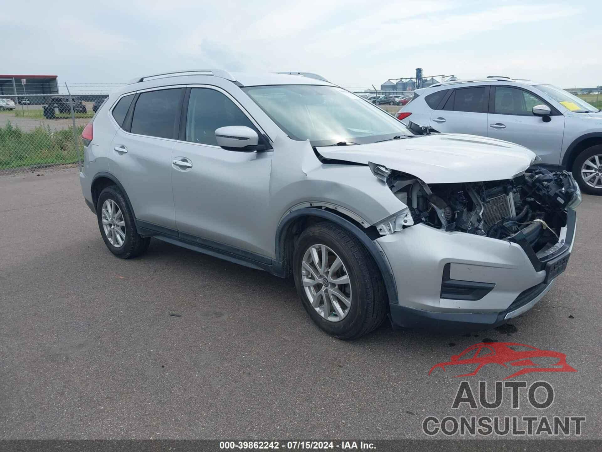 NISSAN ROGUE 2017 - KNMAT2MT2HP551657